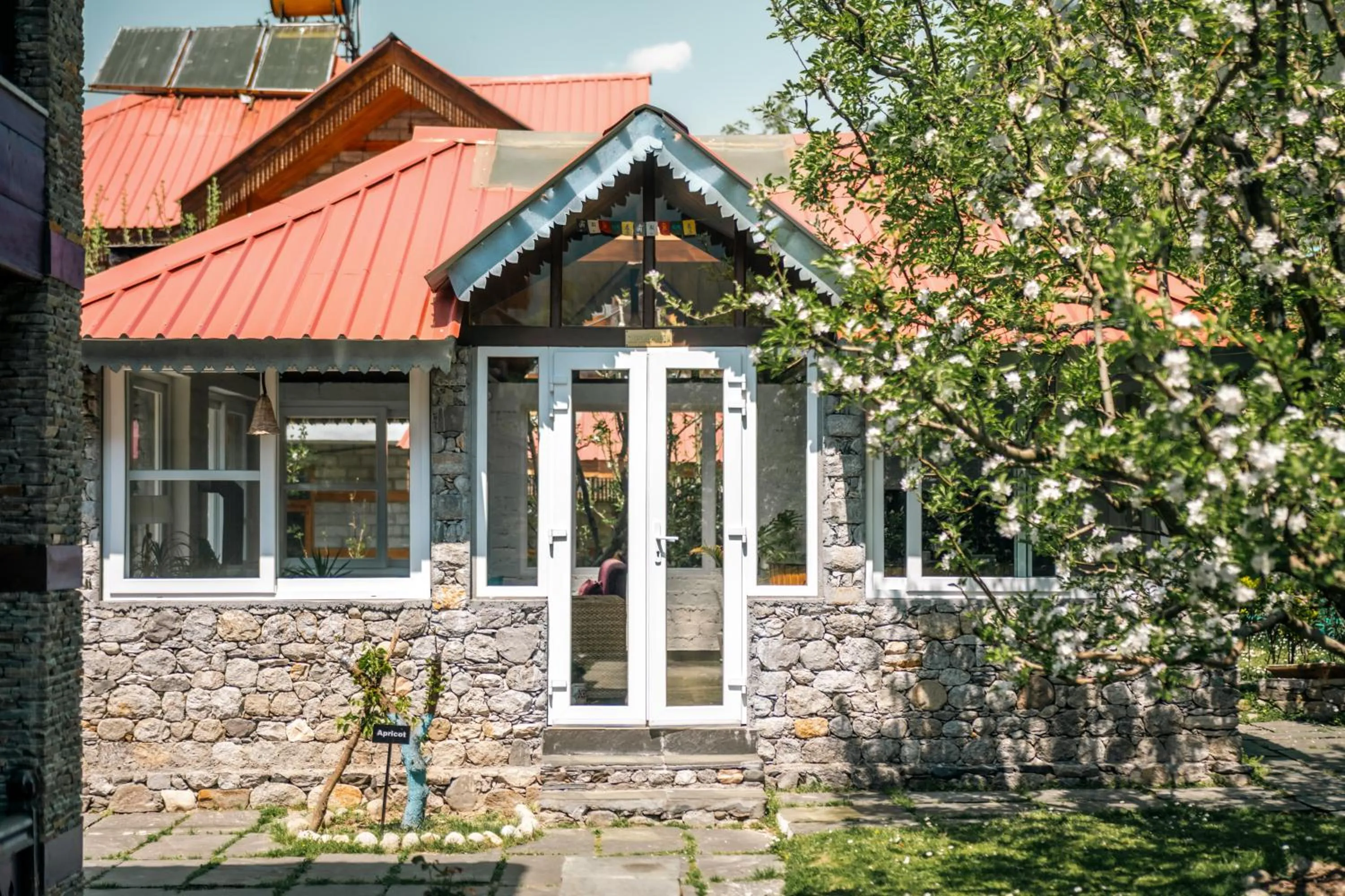 Property building in Shivadya - A Luxury Boutique Experience