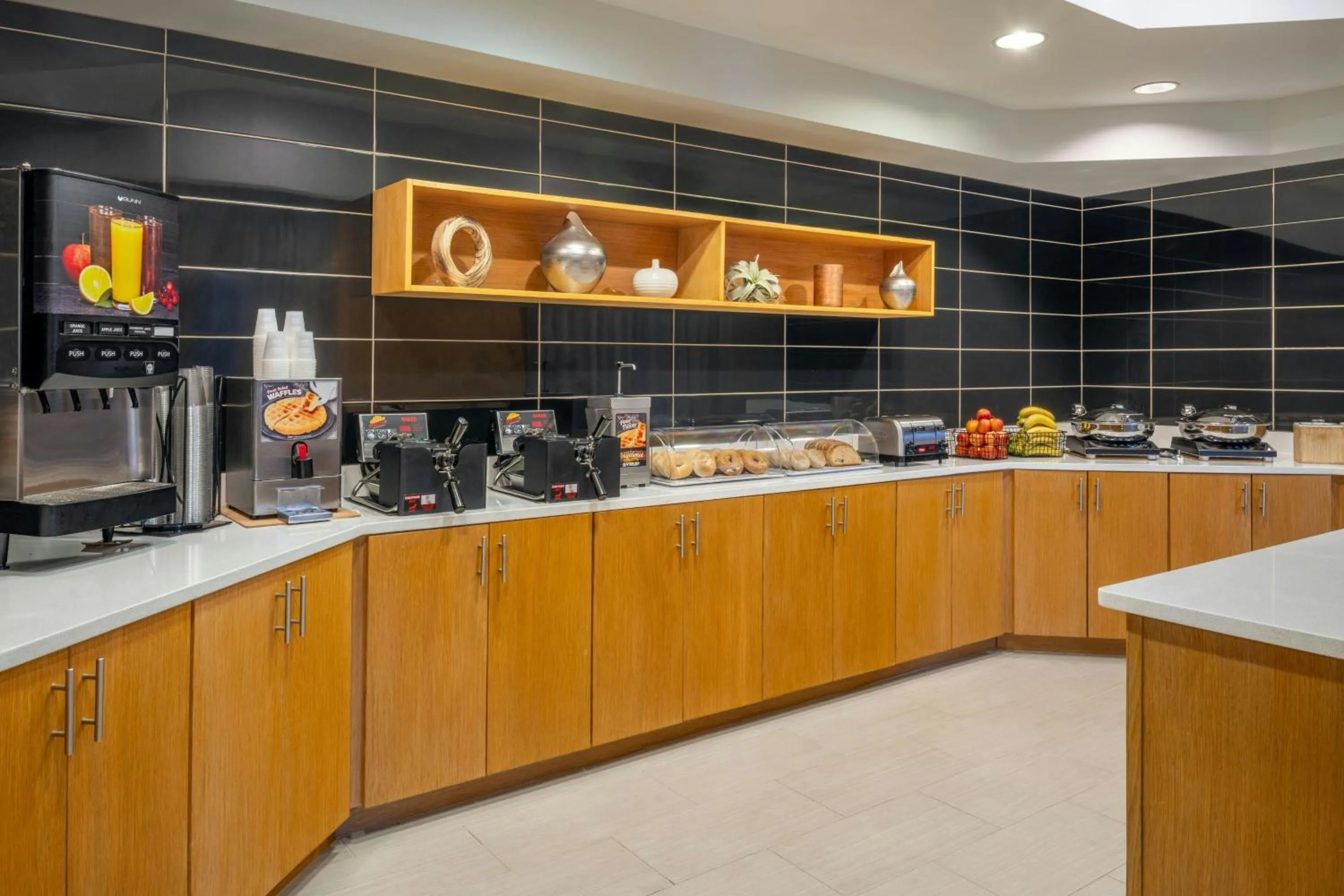 Breakfast in Springhill Suites by Marriott State College