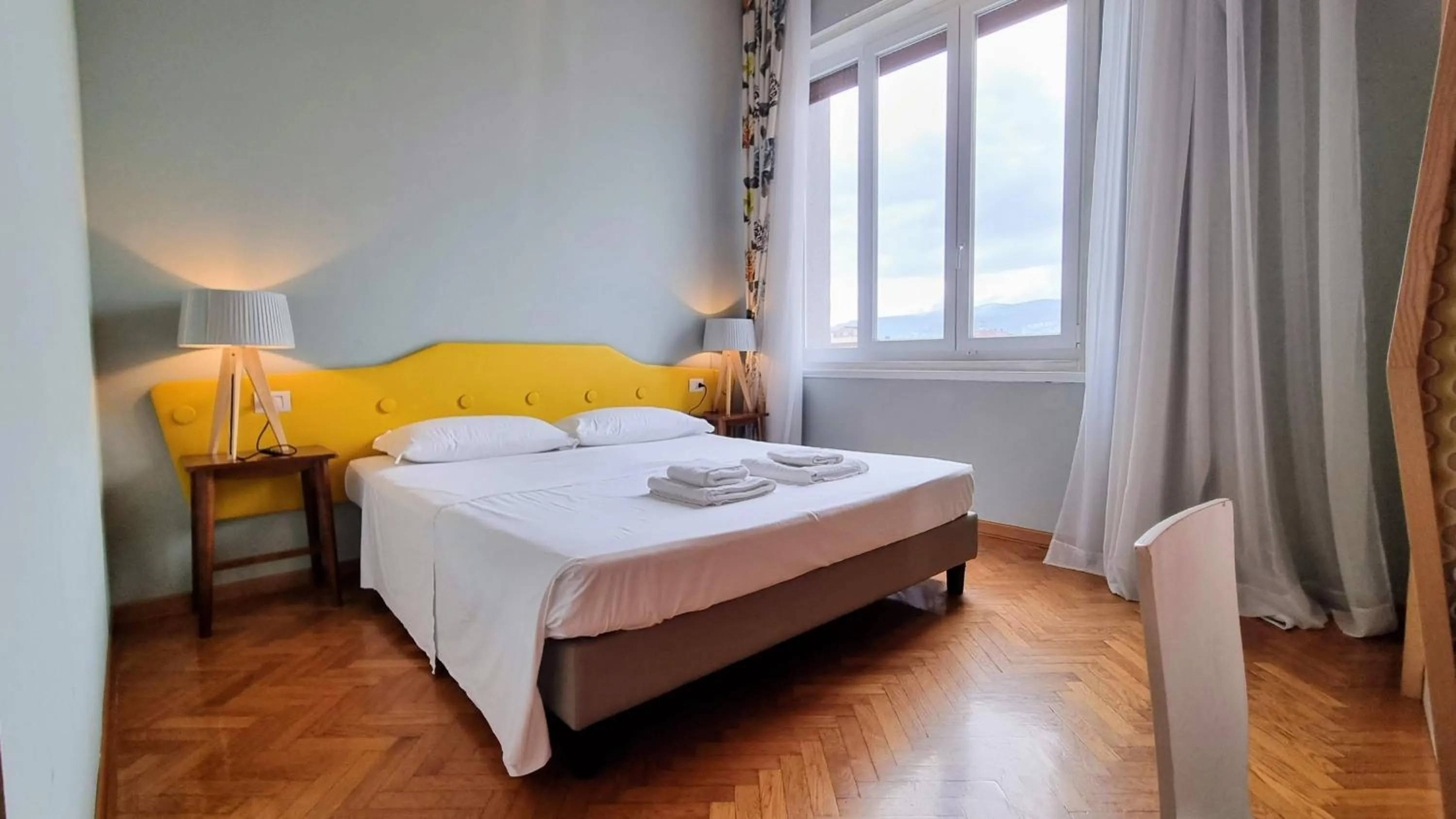 Photo of the whole room, Bed in Locanda Al Volo Tor Bandena