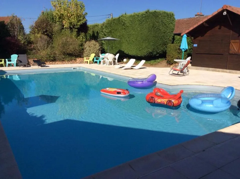 Swimming pool in Brit Hotel Dak Hotel