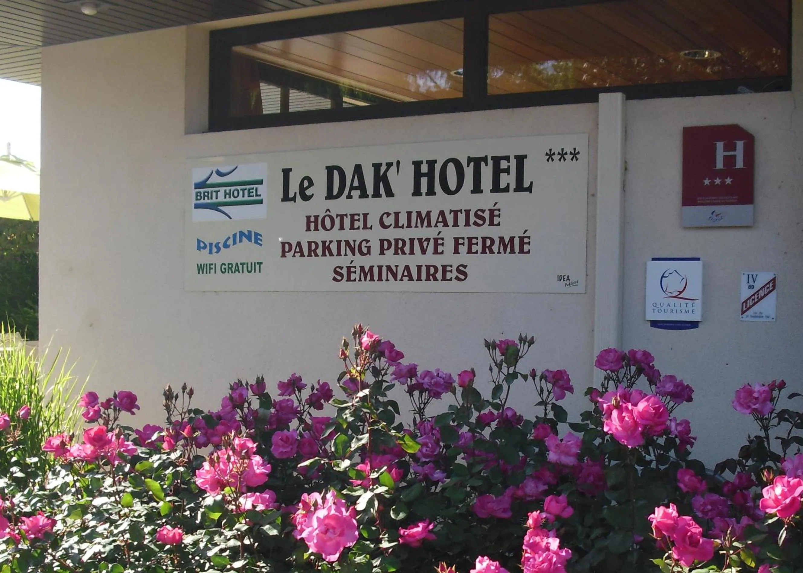 Brit Hotel Dak Hotel