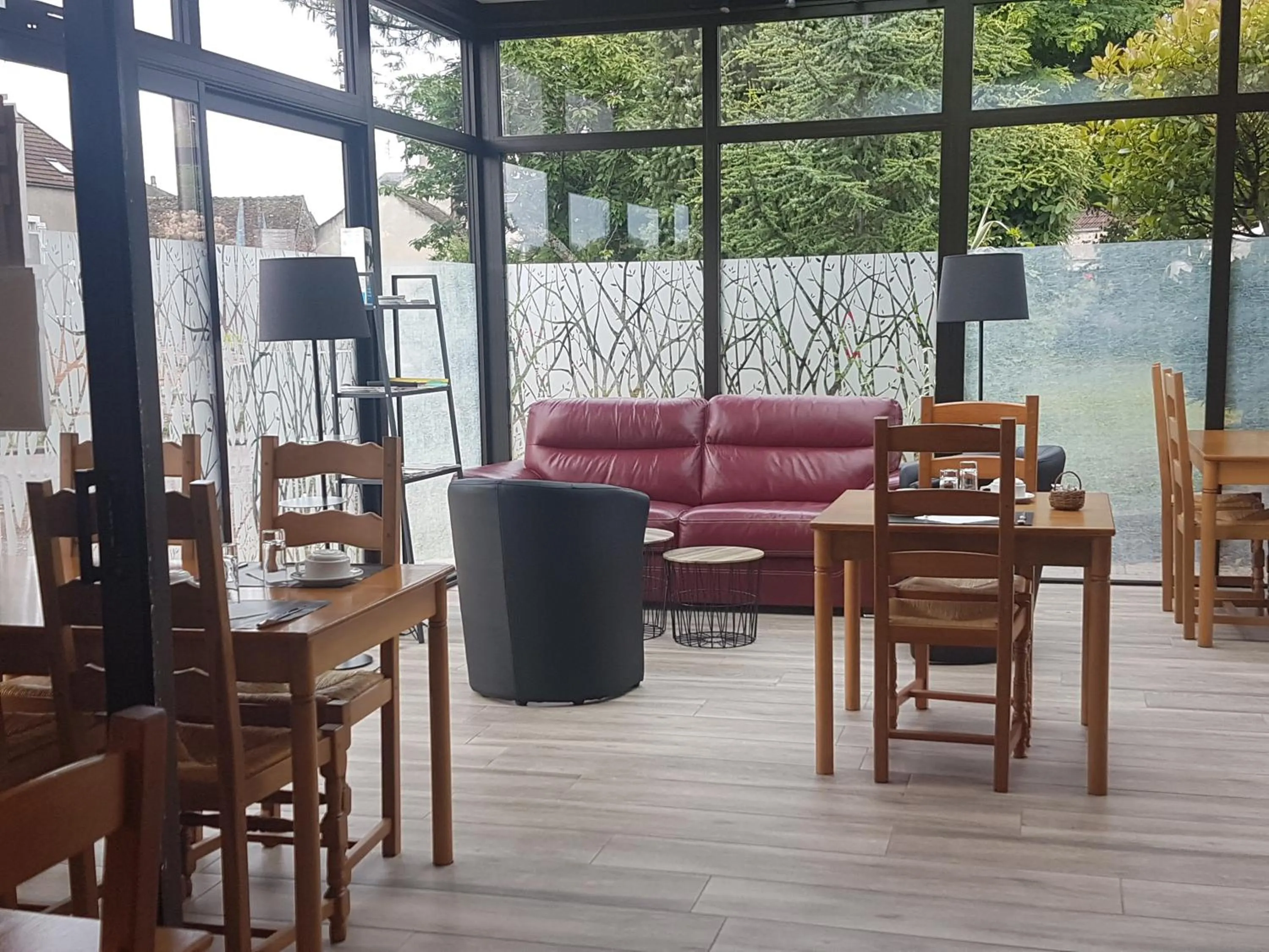 Brit Hotel Dak Hotel