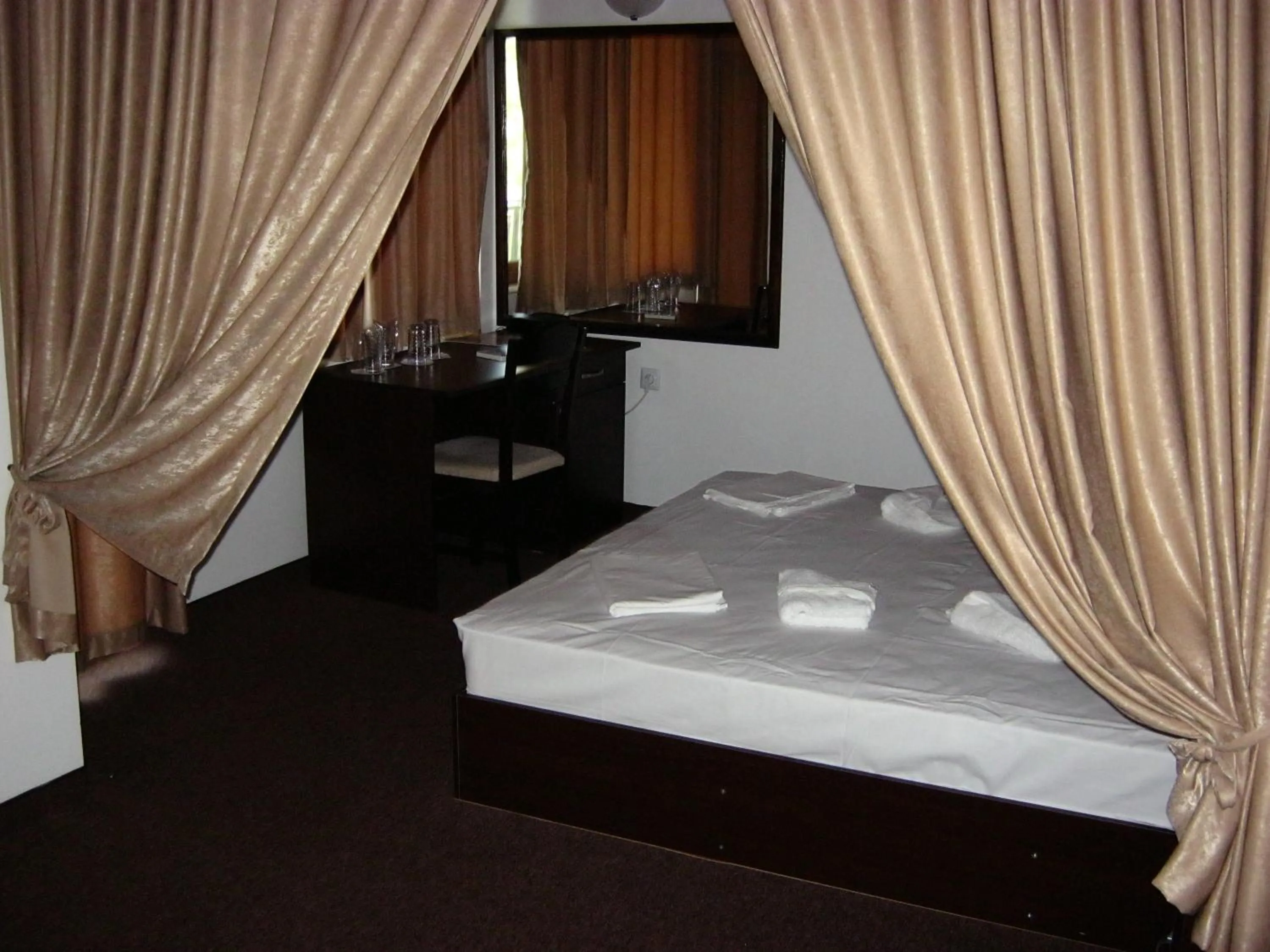 Bed in Motel Koziyat Rog