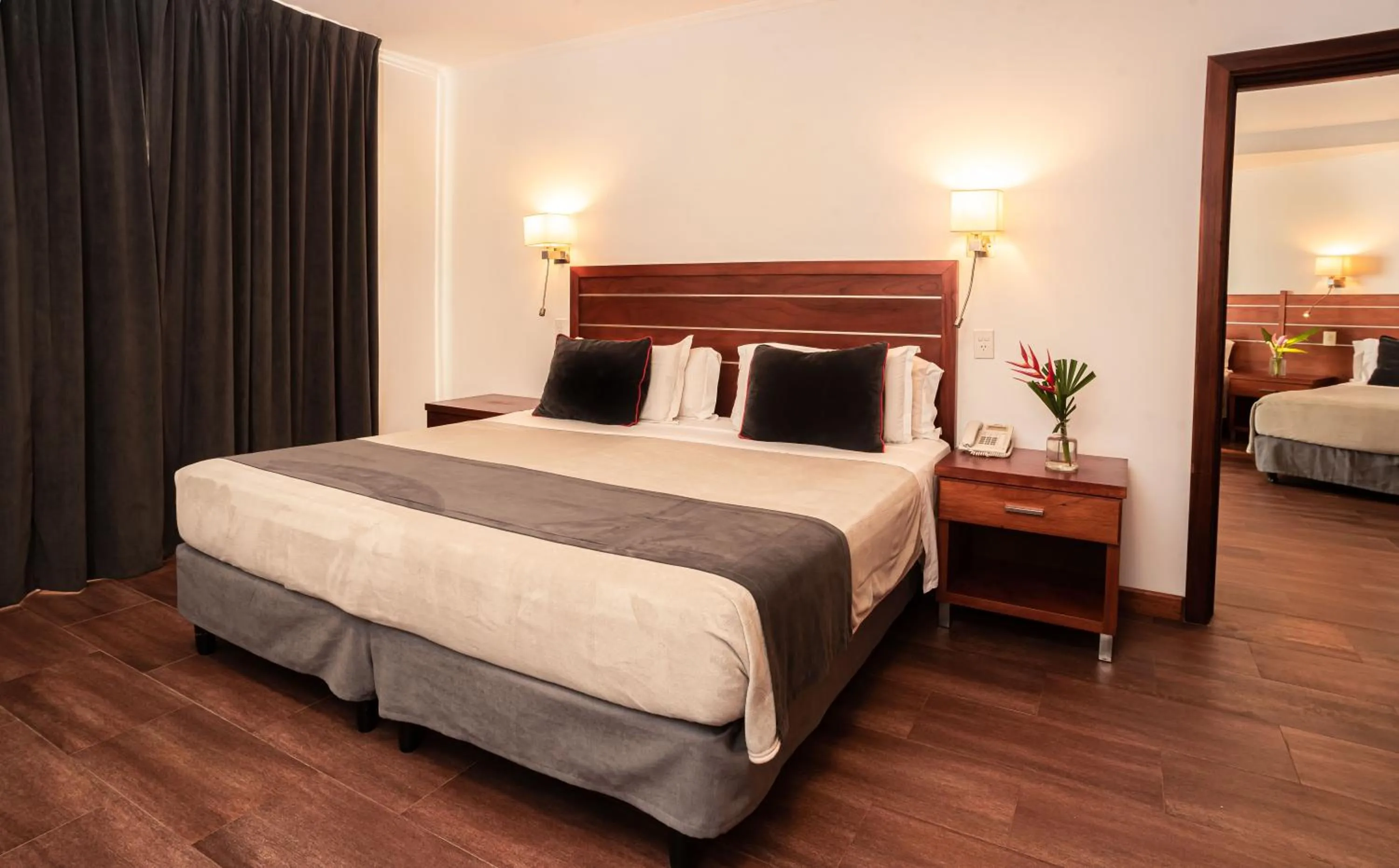 Bedroom, Bed in Hotel Saint George