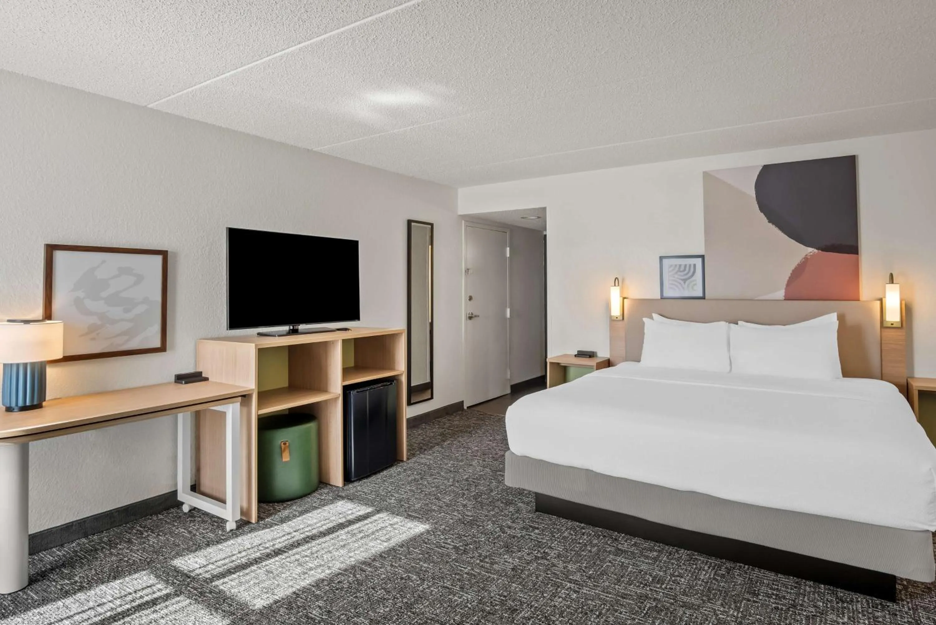 Bed in Spark By Hilton Stevensville