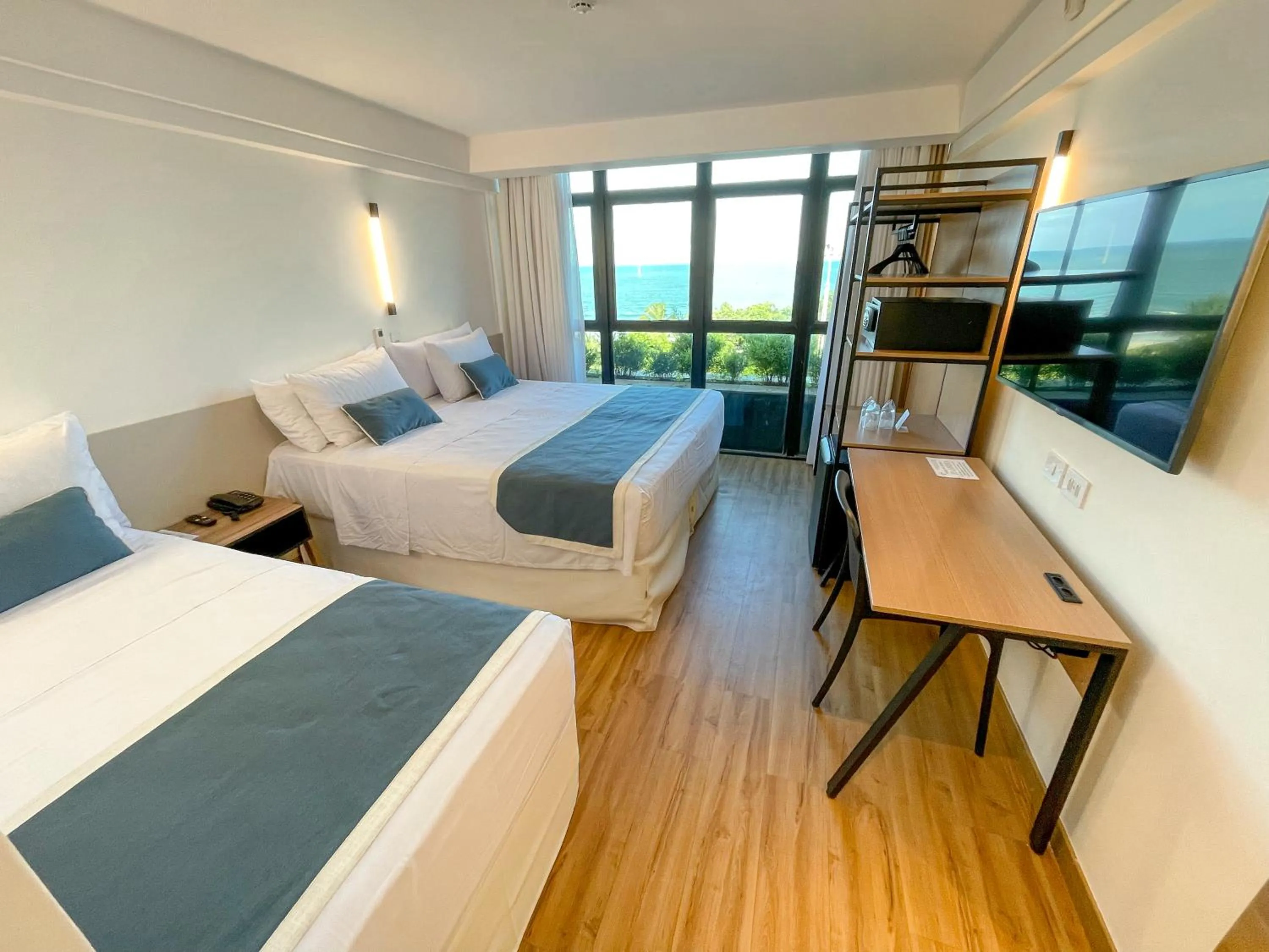 Bed in Marante Plaza Hotel