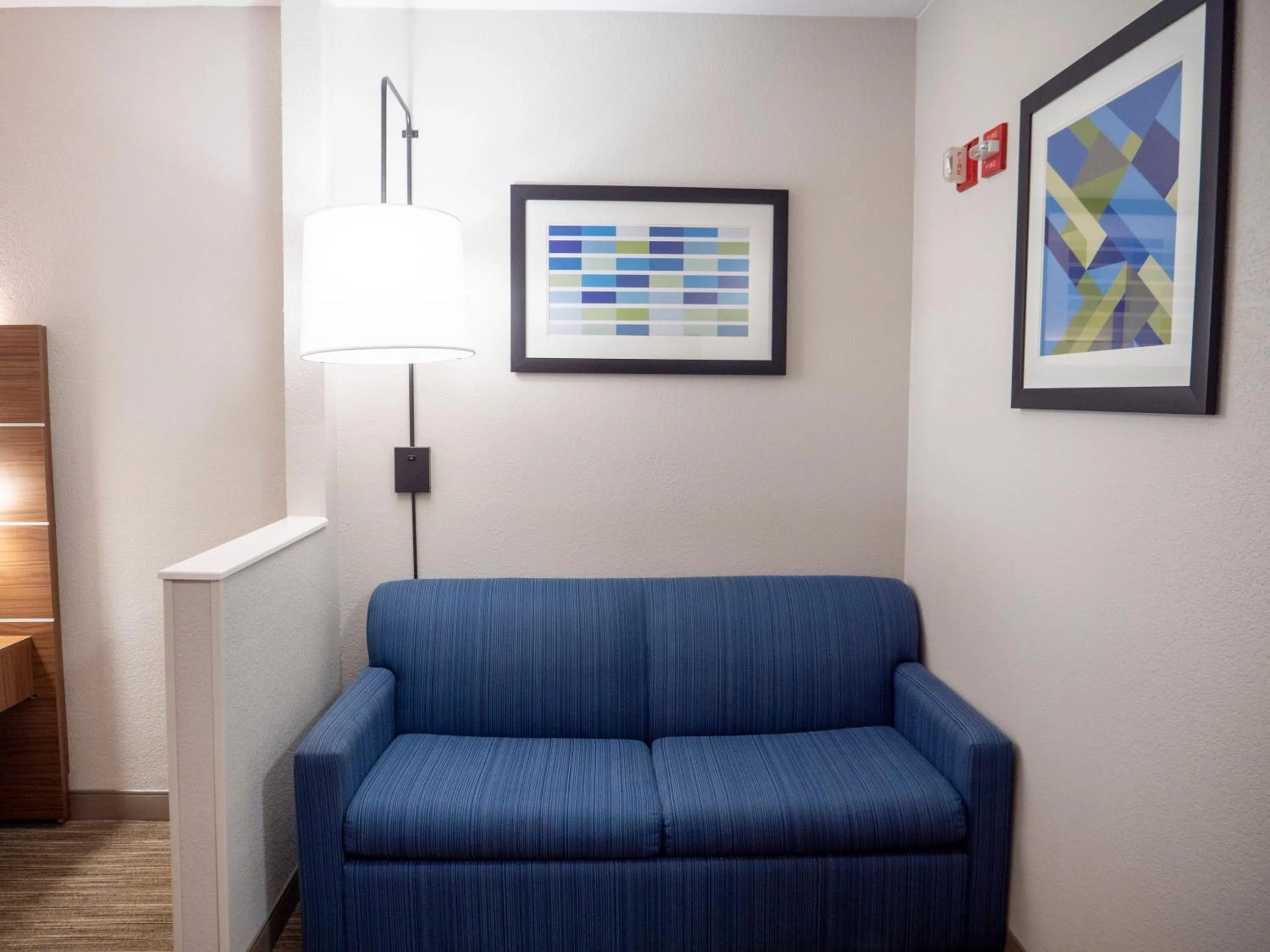 Living room in Holiday Inn Express & Suites Greenville Airport i85 by IHG