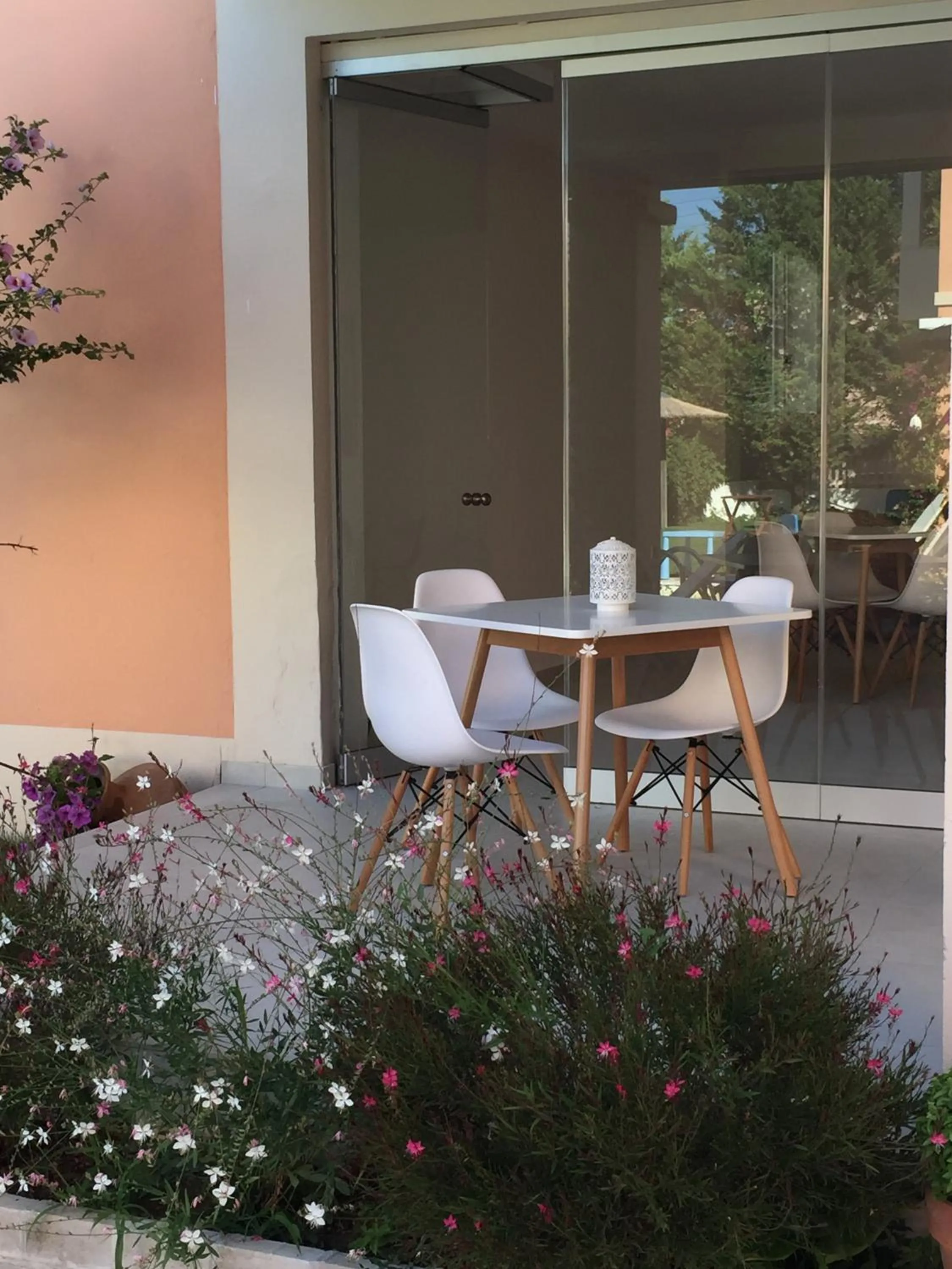 Restaurant/places to eat in Satori Boutique Hotel