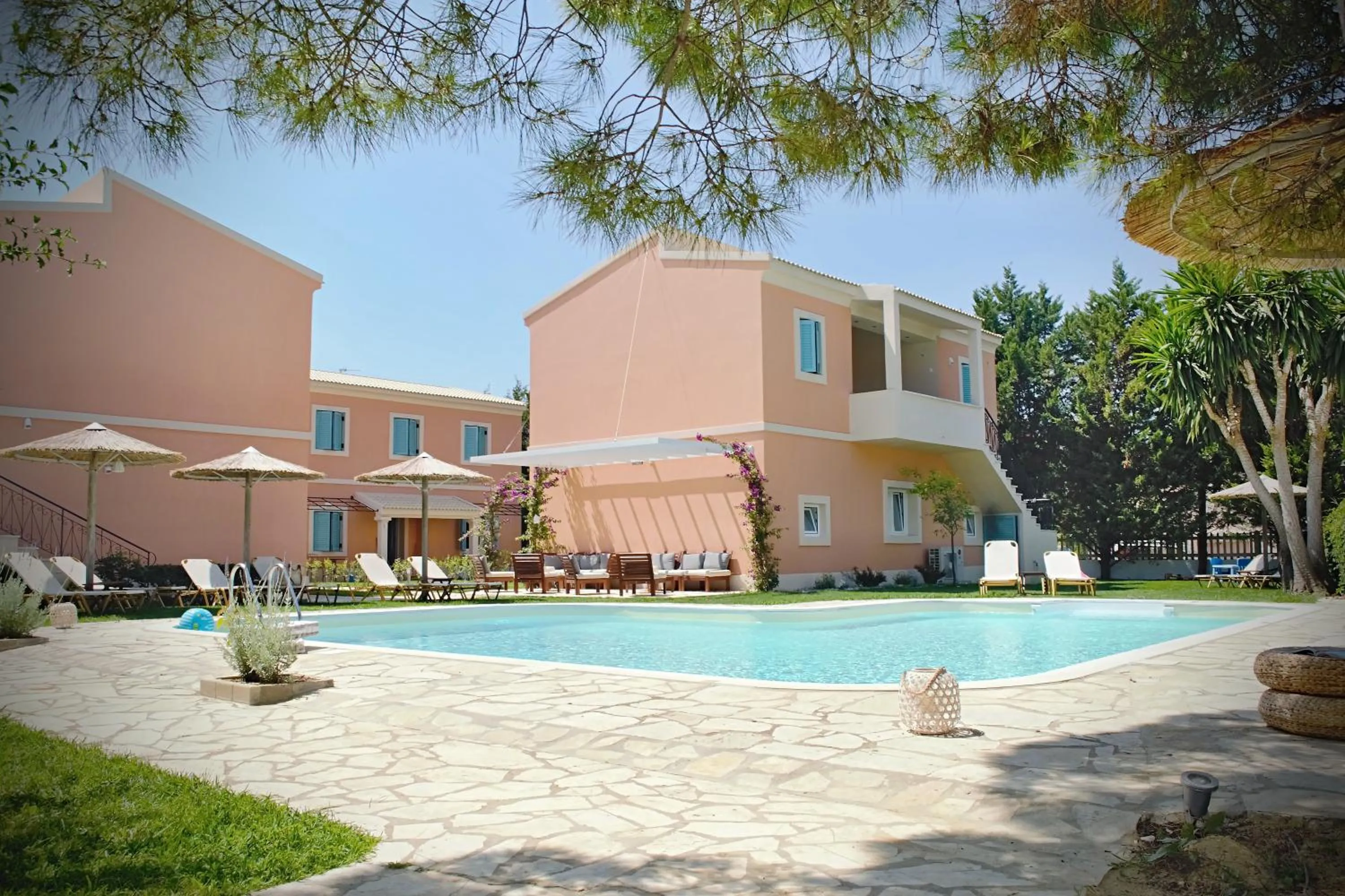 Swimming pool in Satori Boutique Hotel