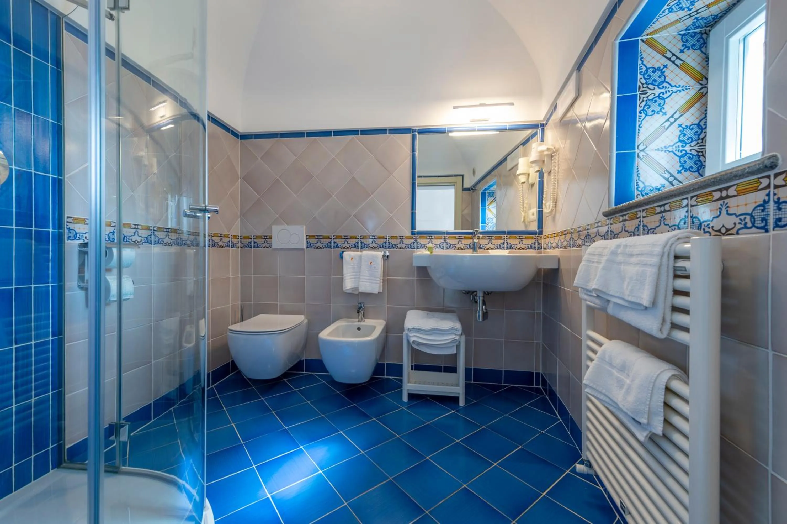 Shower in Albadamare Boutique Hotel