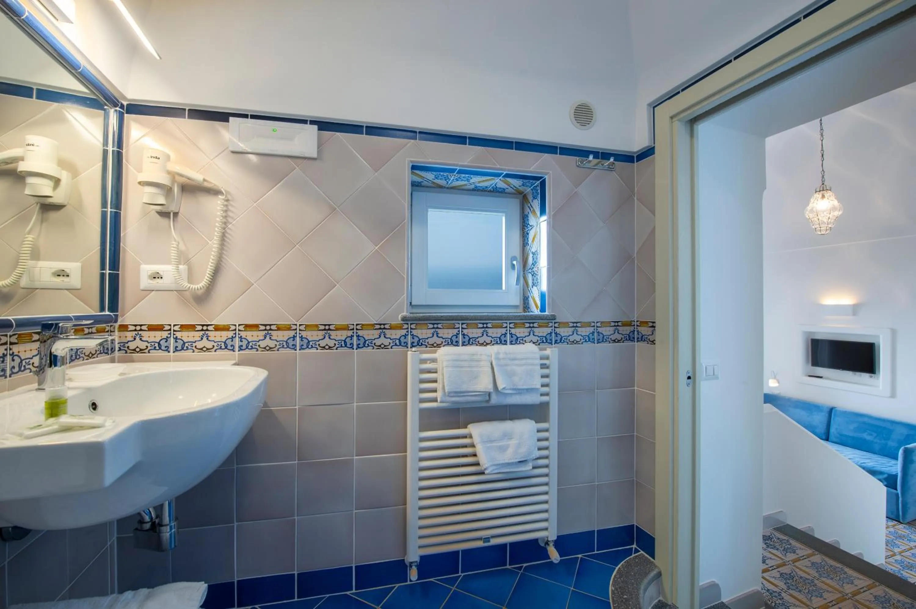 Bathroom in Albadamare Boutique Hotel