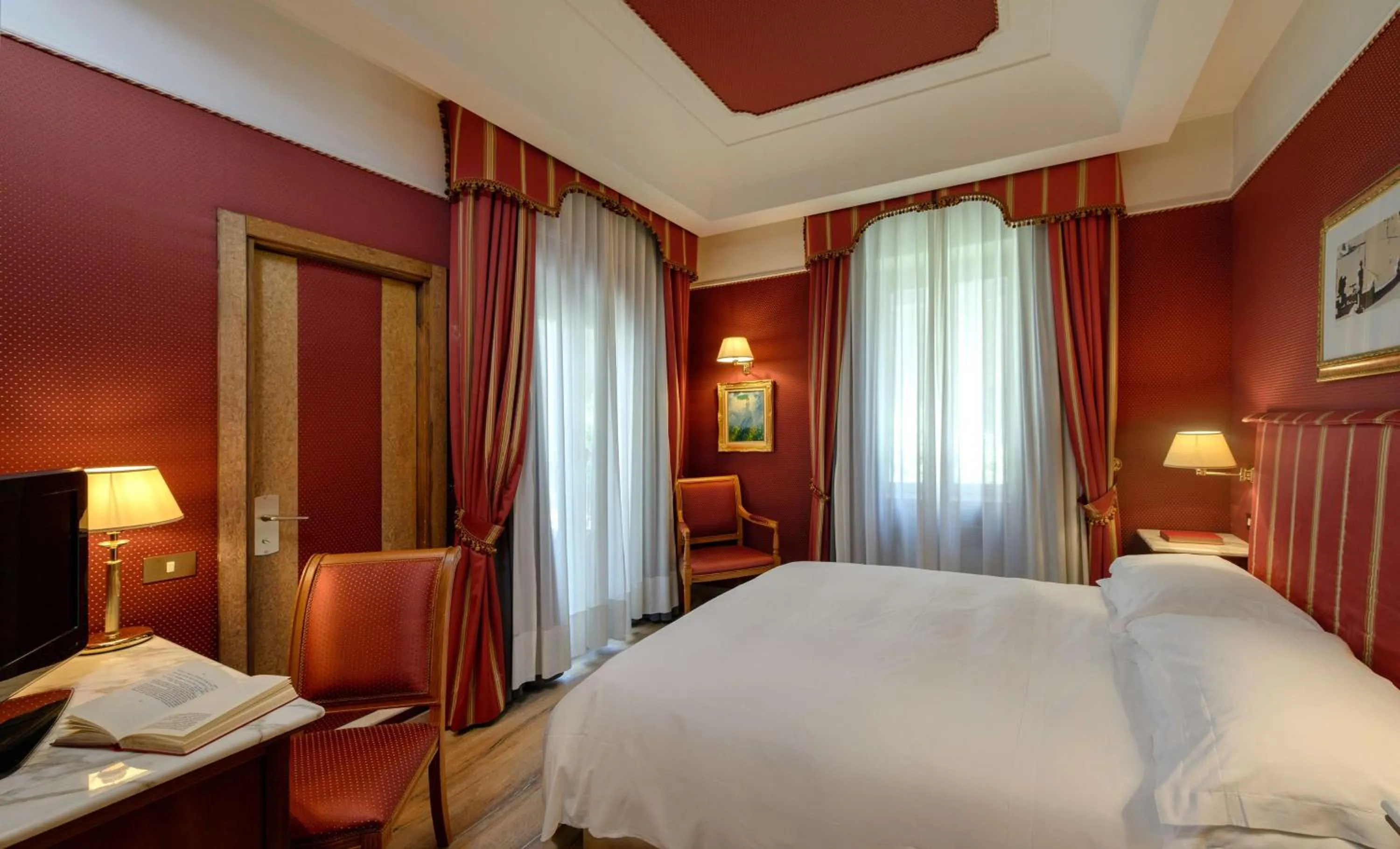 Photo of the whole room, Bed in Best Western Hotel Rivoli