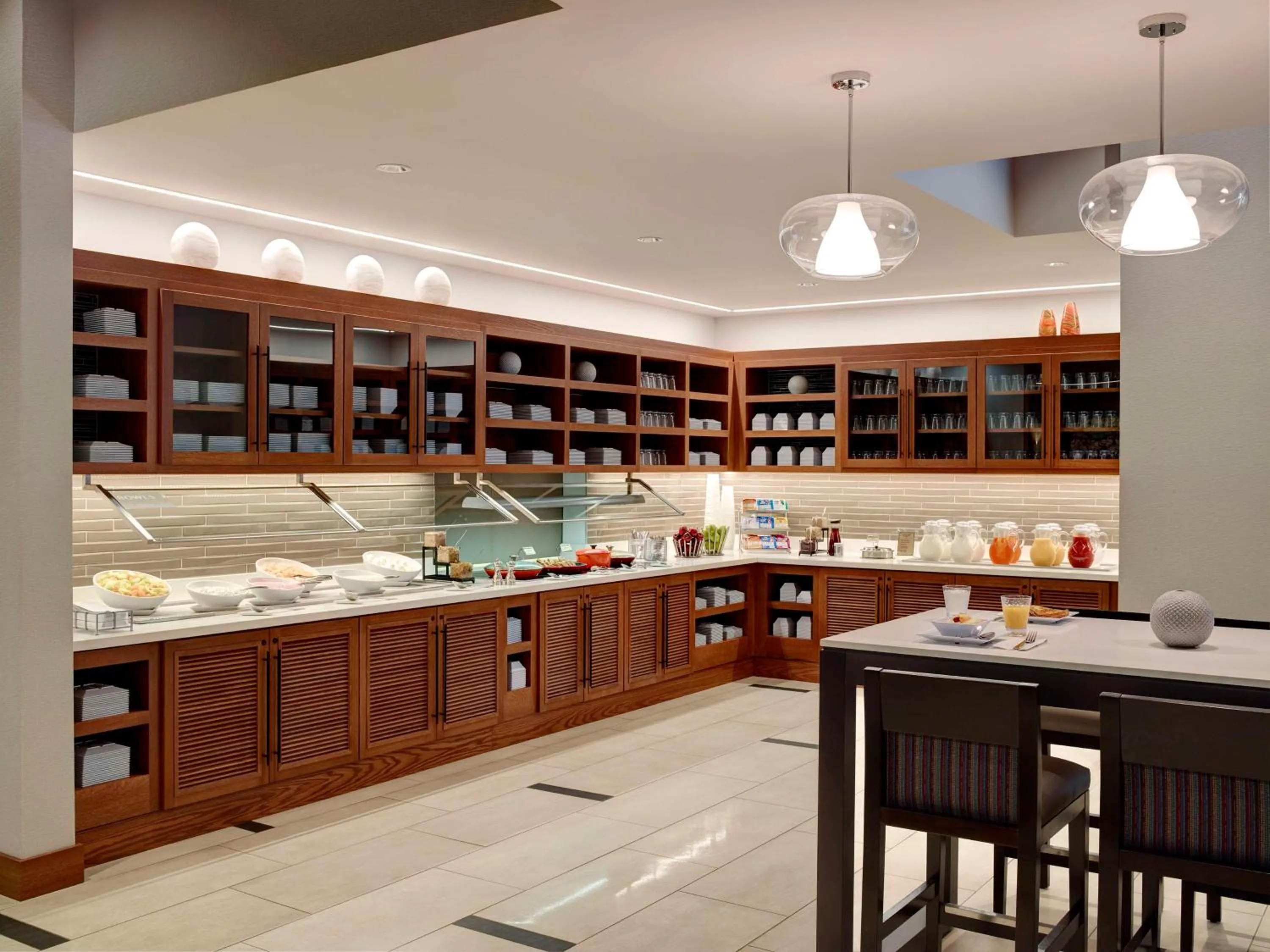 Restaurant/places to eat in Hyatt Place Arlington Courthouse