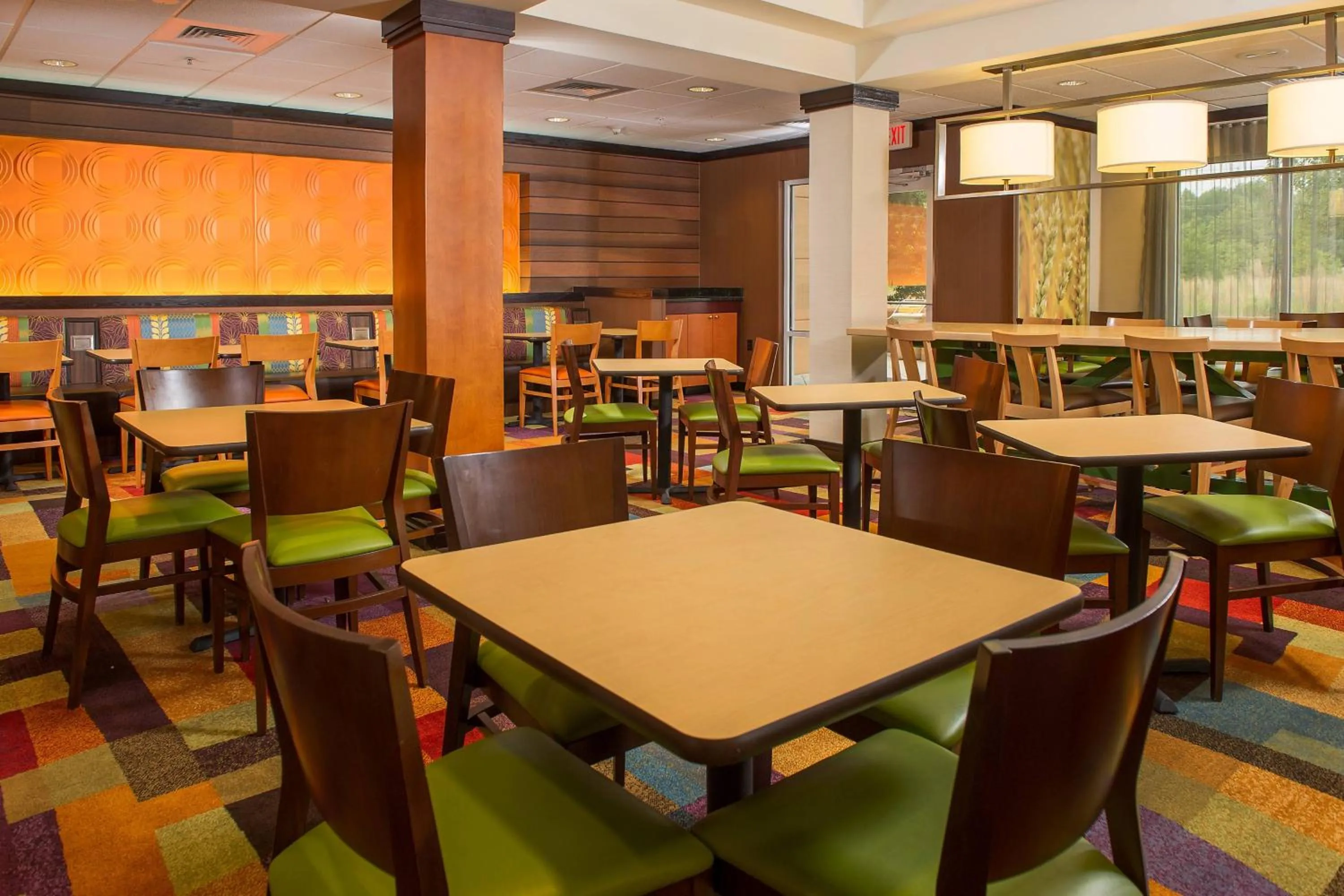 Breakfast in Fairfield Inn and Suites Wilson