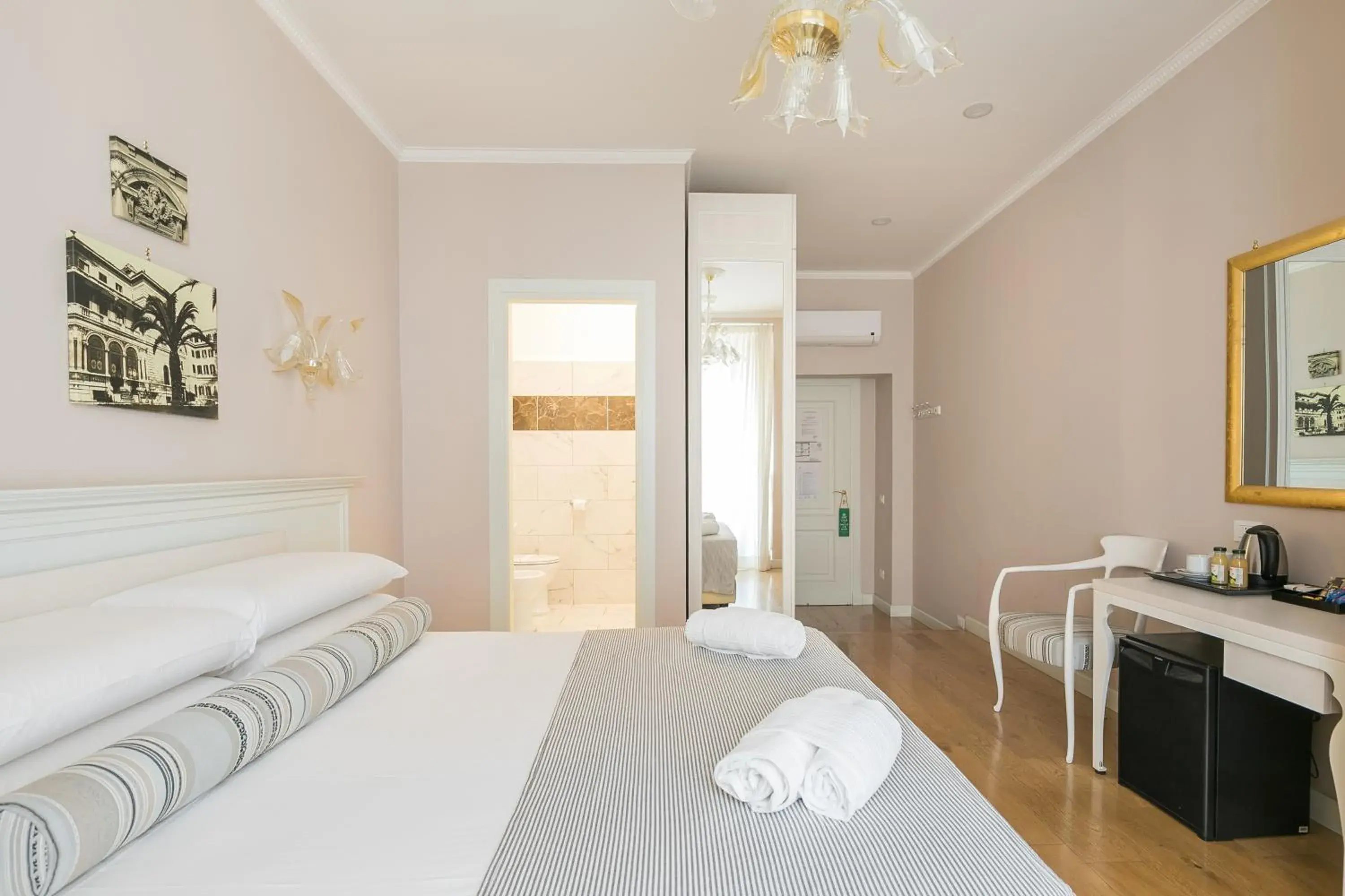 Queen Meg Roma Queen Meg Roma