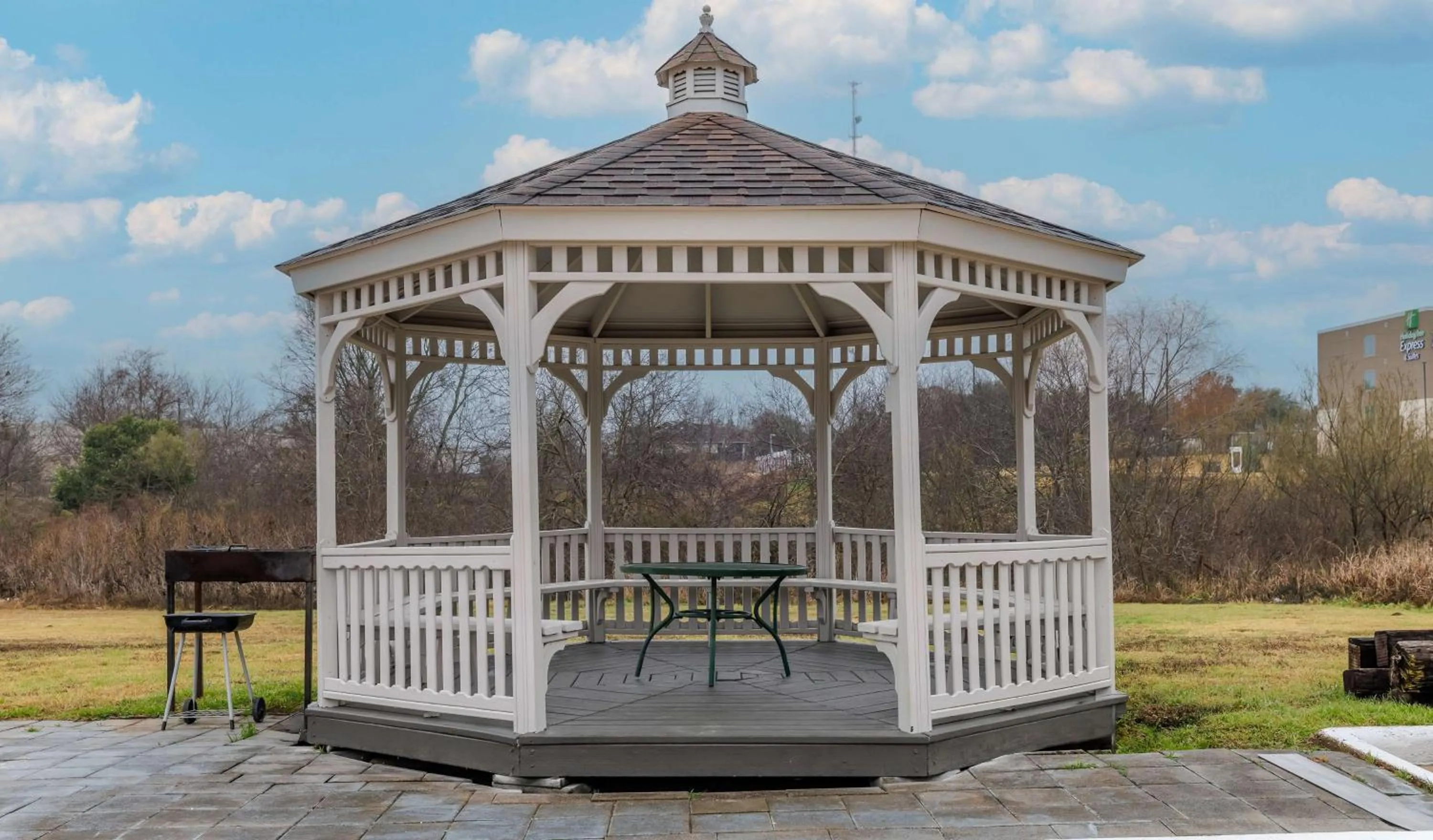 Property building in Motel 6-Brenham, TX