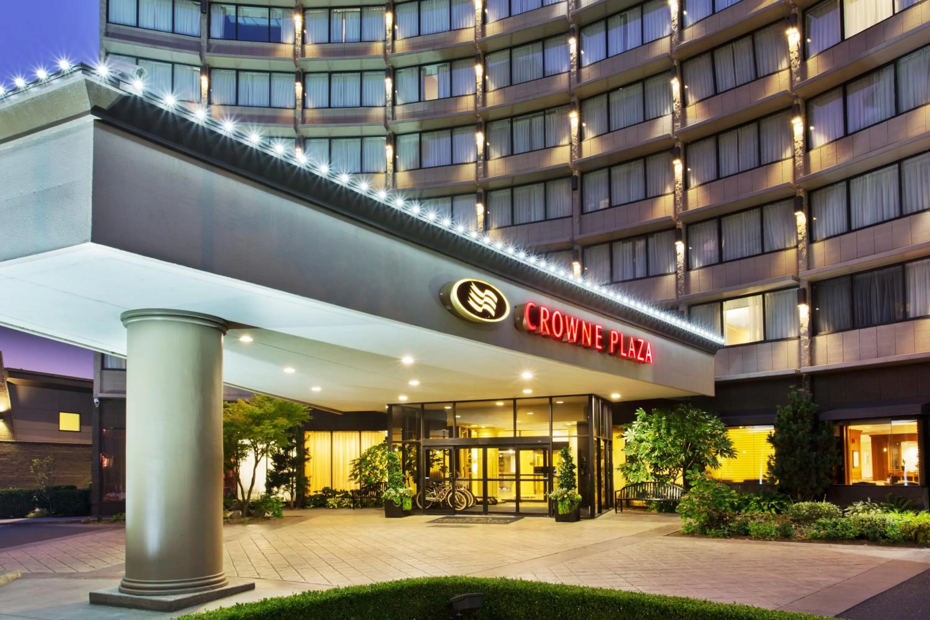 Property building in Crowne Plaza Hotel Portland-Downtown Convention Center by IHG