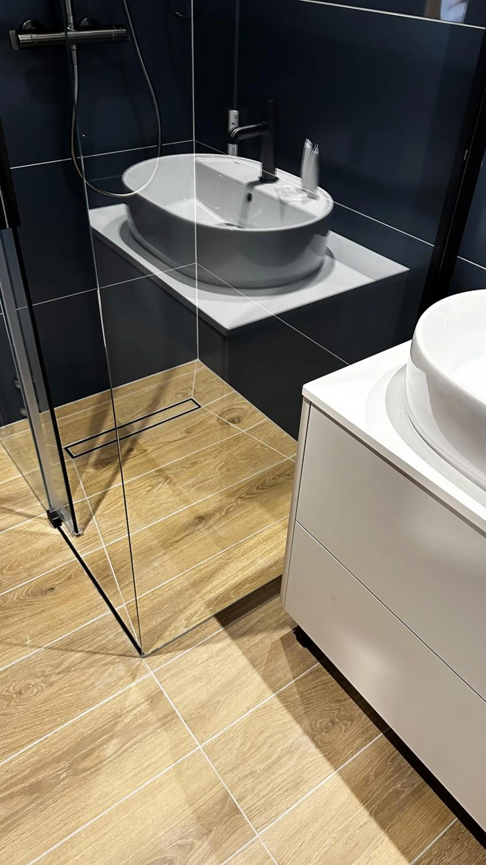 Shower in Hotel Szydłowski