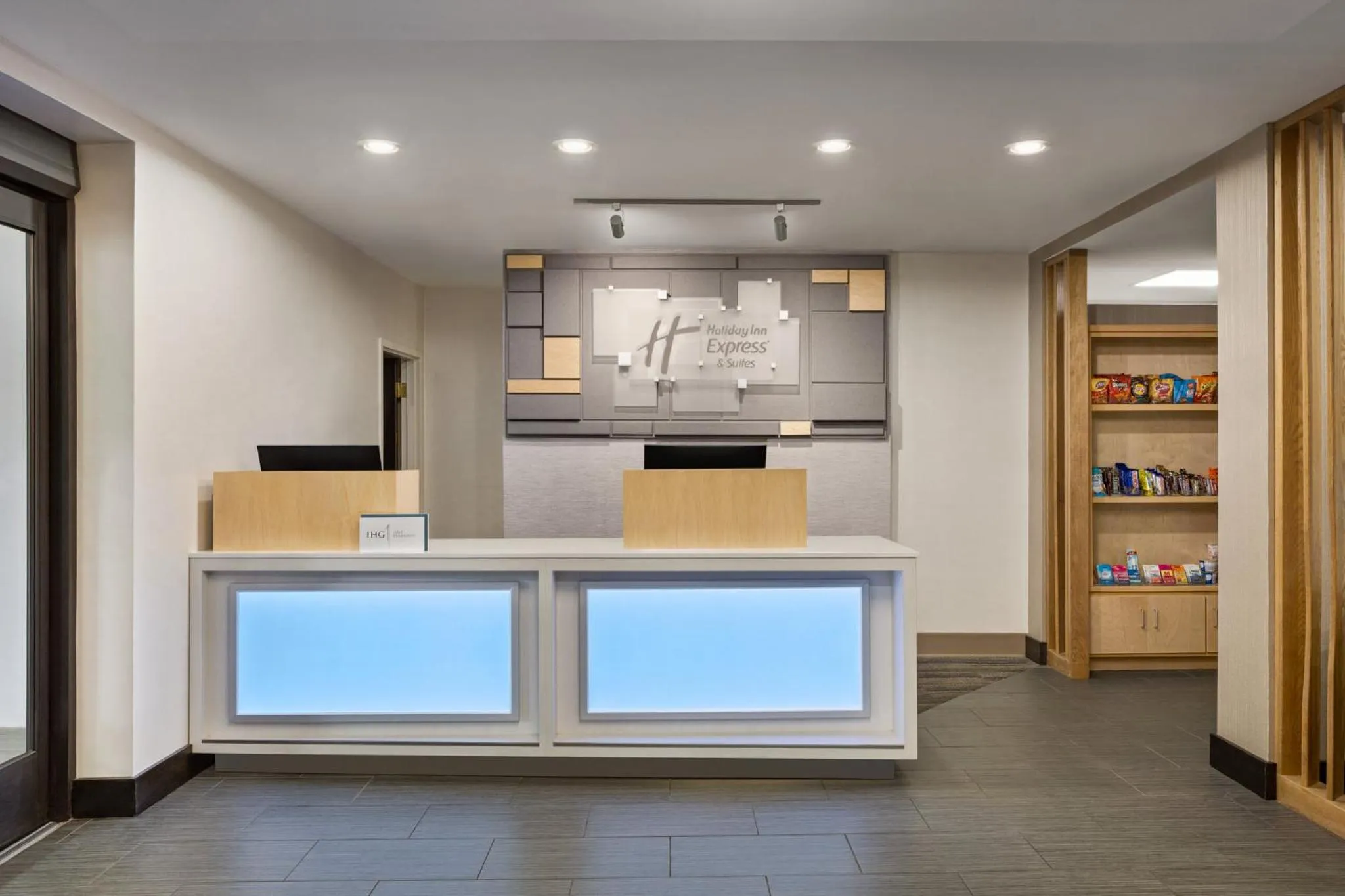 Property building in Holiday Inn Express & Suites Greenville-Downtown by IHG