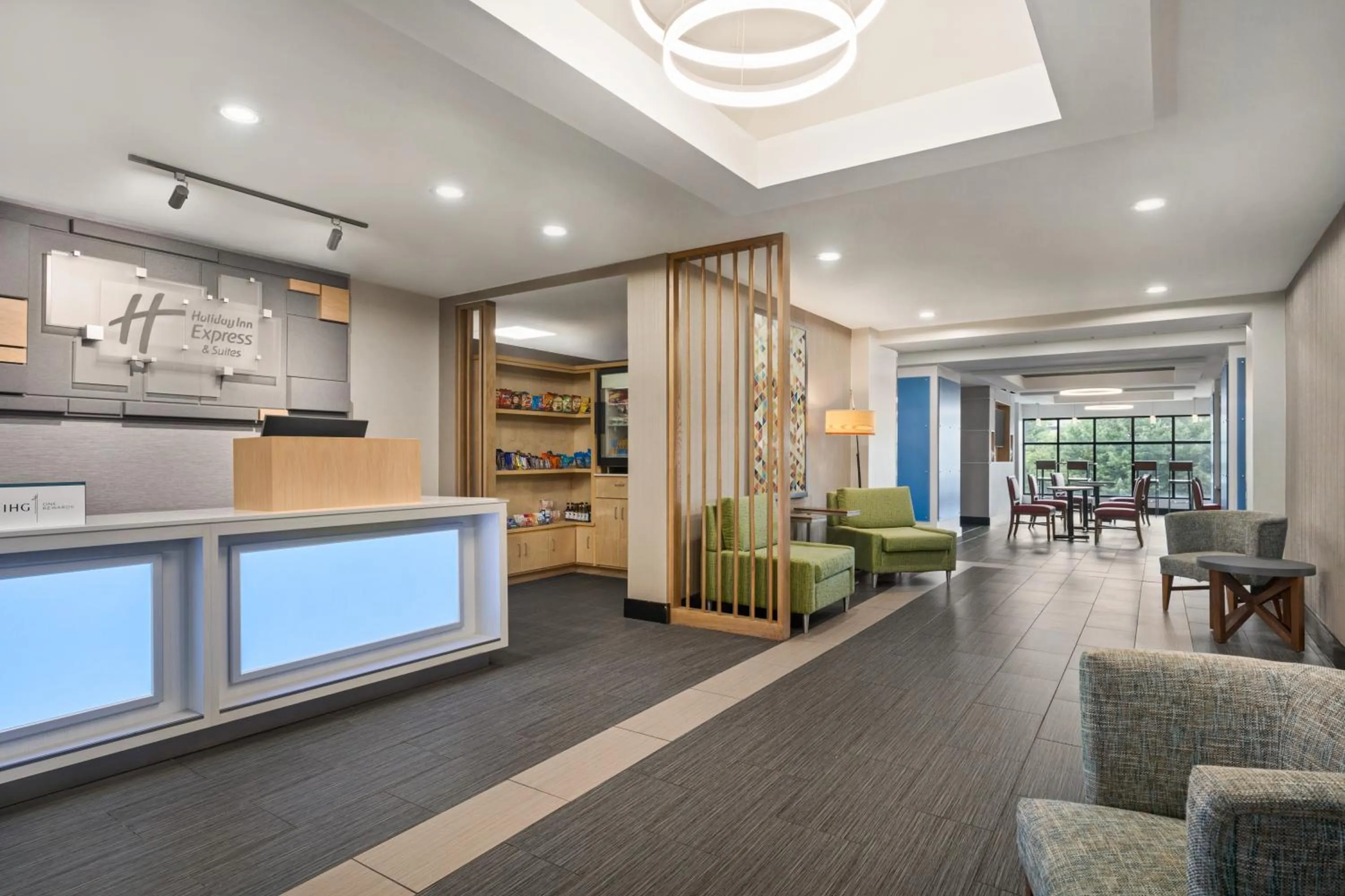 Lobby or reception in Holiday Inn Express & Suites Greenville-Downtown by IHG