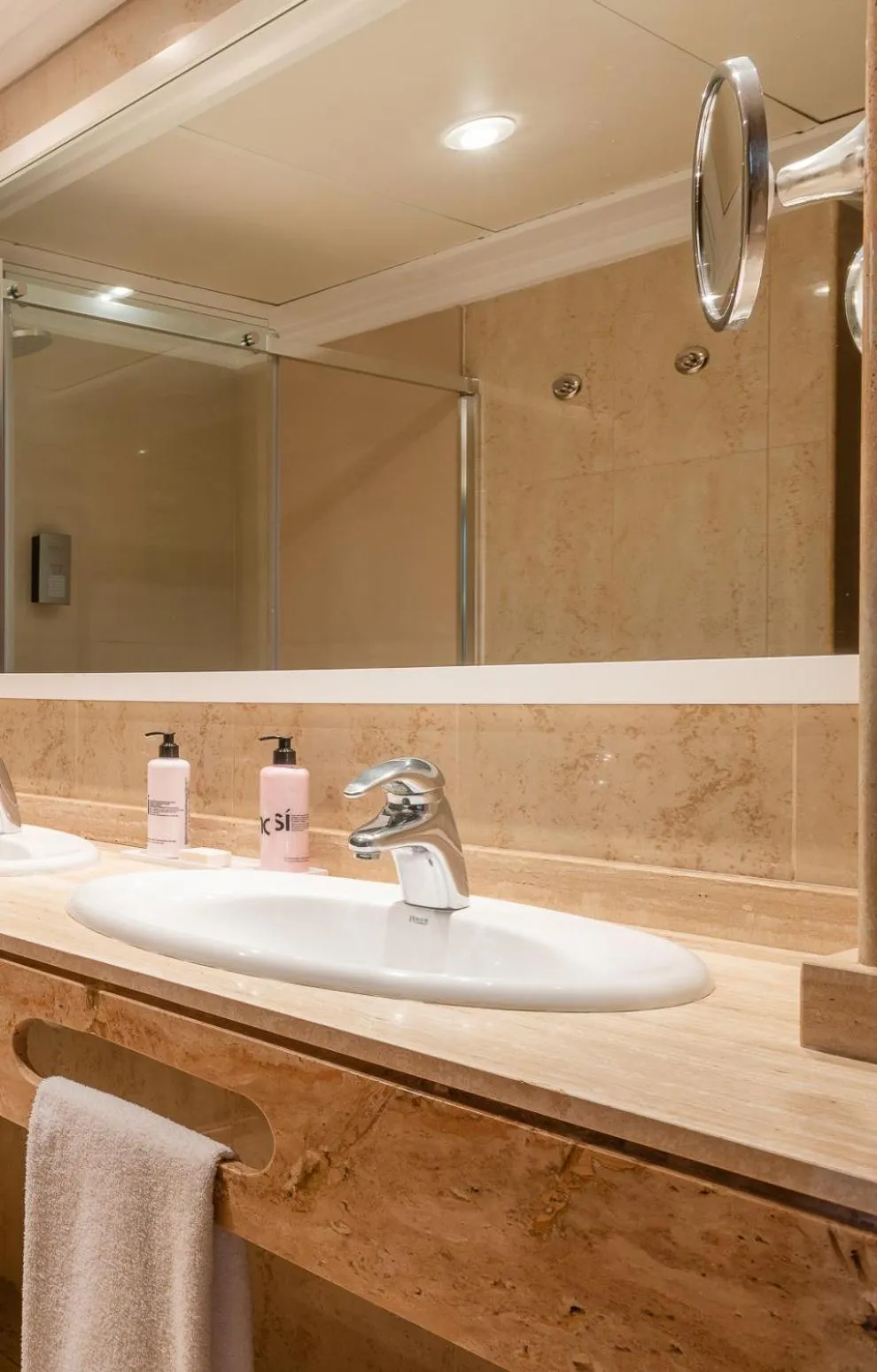 Bathroom in Inturotel Sa Marina