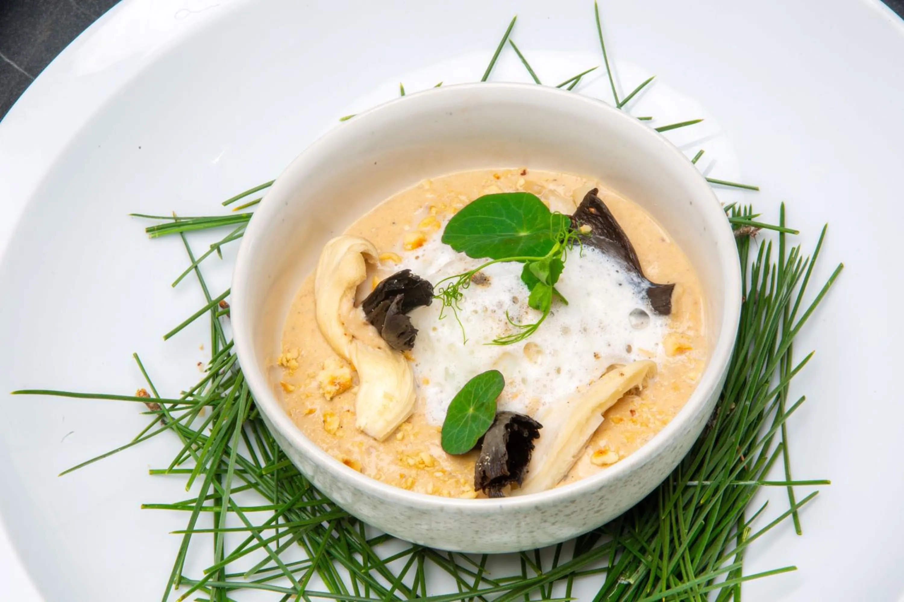 Restaurant/places to eat in Logis Hôtel & Restaurant - Les Tuileries