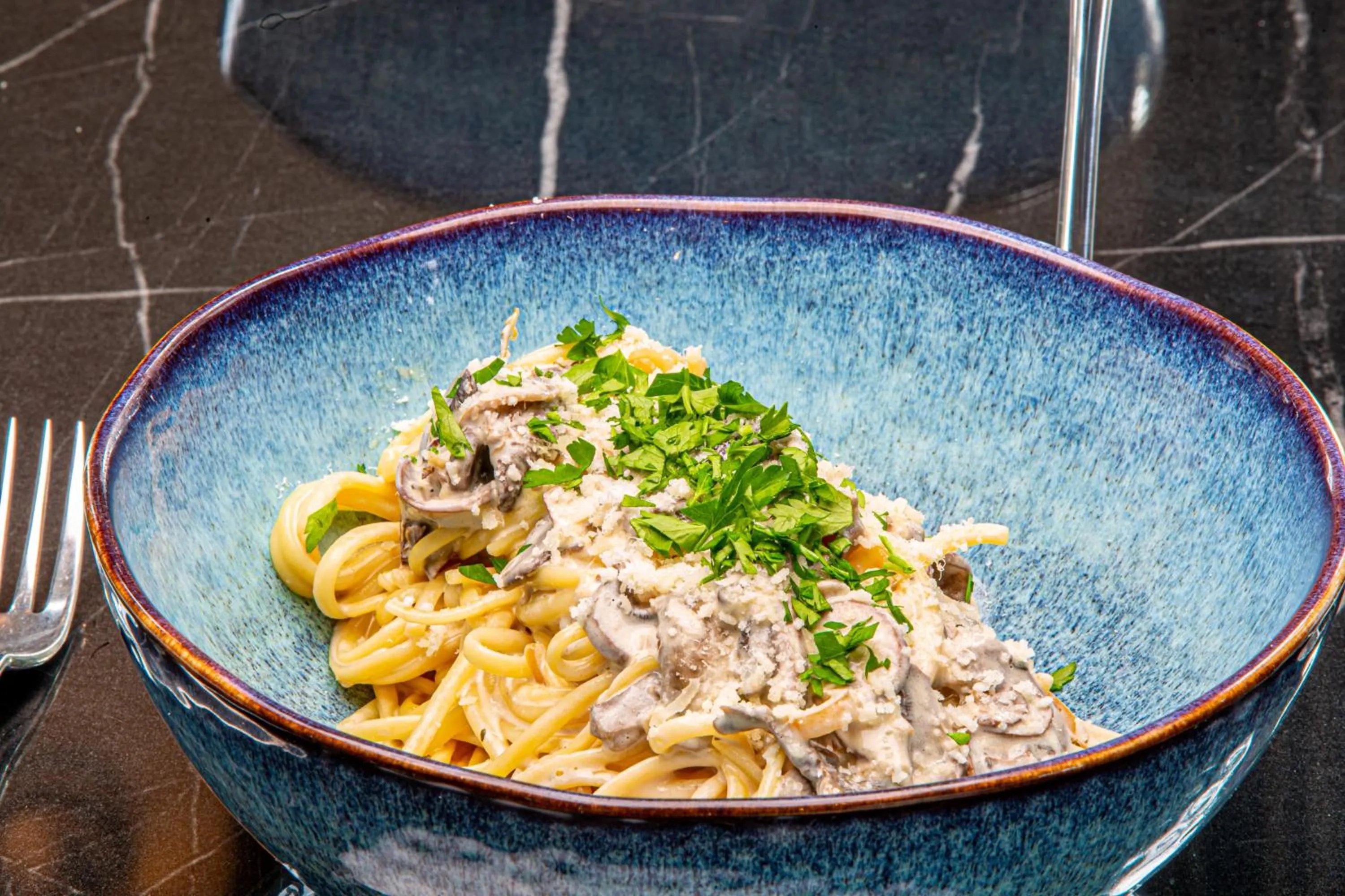 Restaurant/places to eat in Logis Hôtel & Restaurant - Les Tuileries