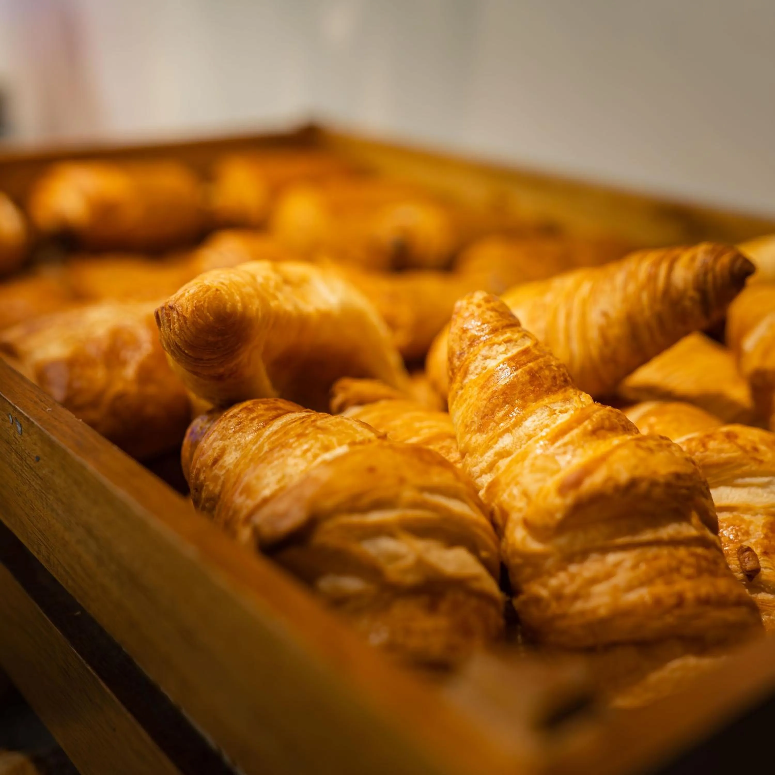 Breakfast in Logis Hôtel & Restaurant - Les Tuileries