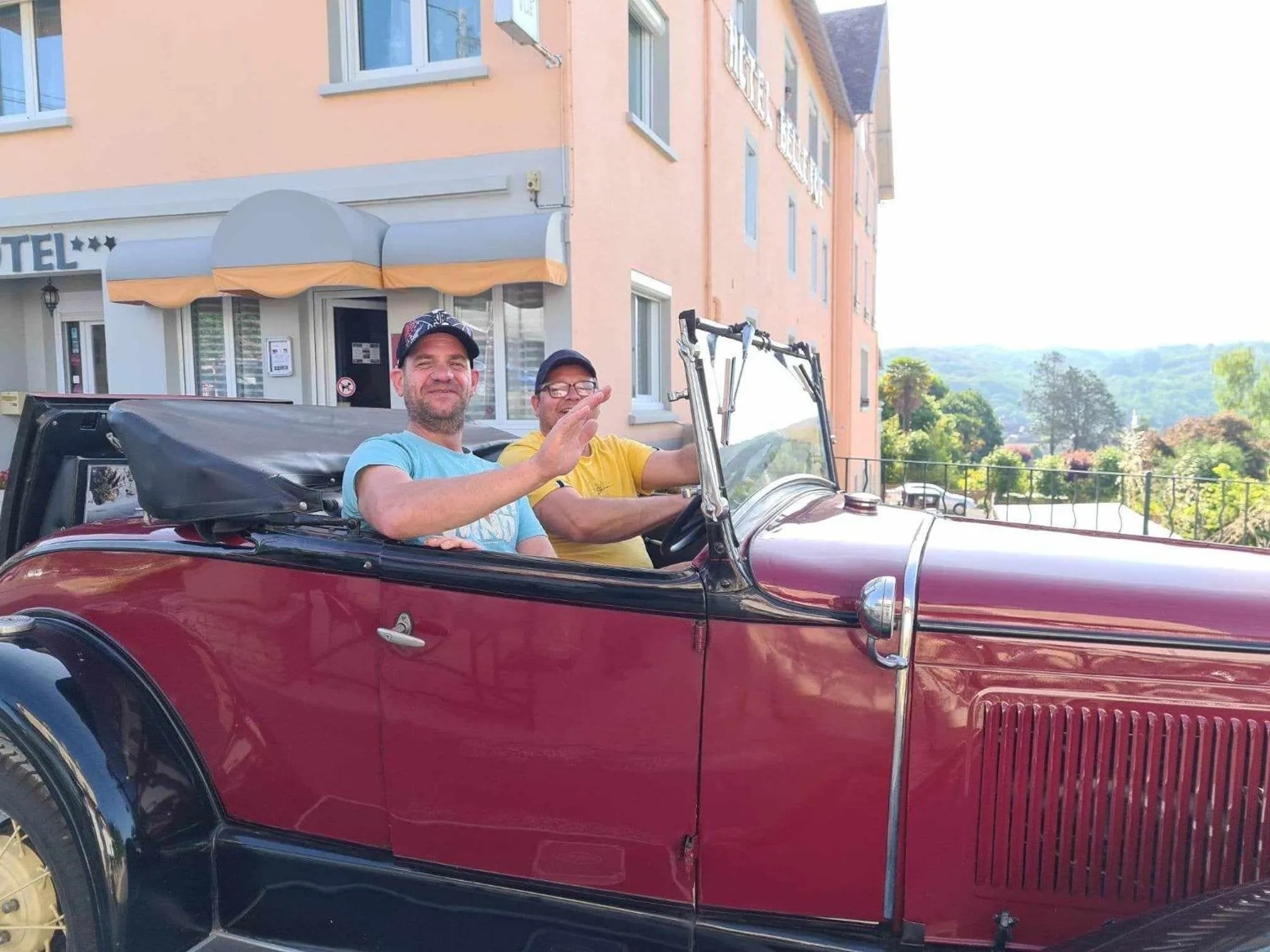 Property building in Hotel Belle Vue