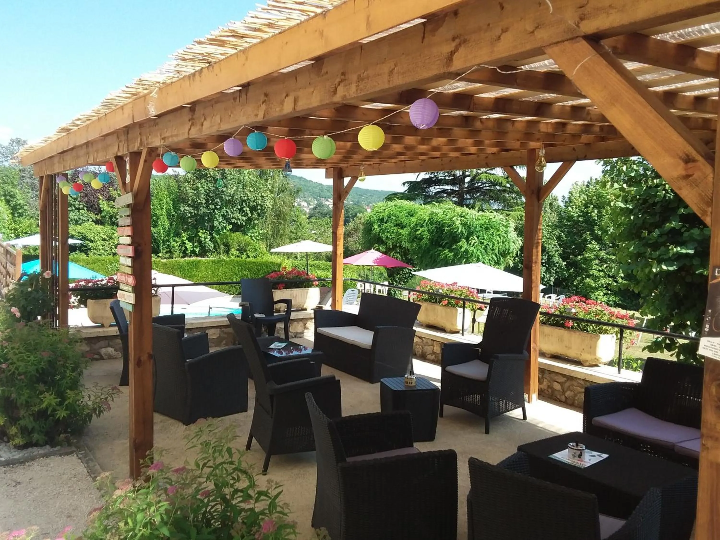 Patio in Hotel Belle Vue