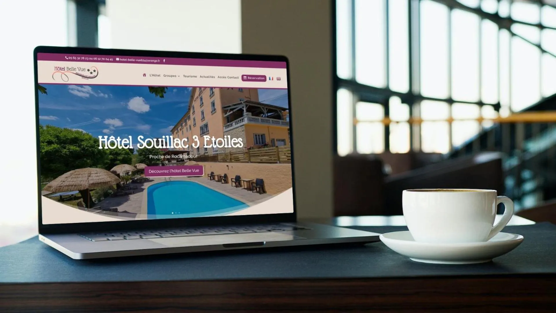 Pool view in Hotel Belle Vue