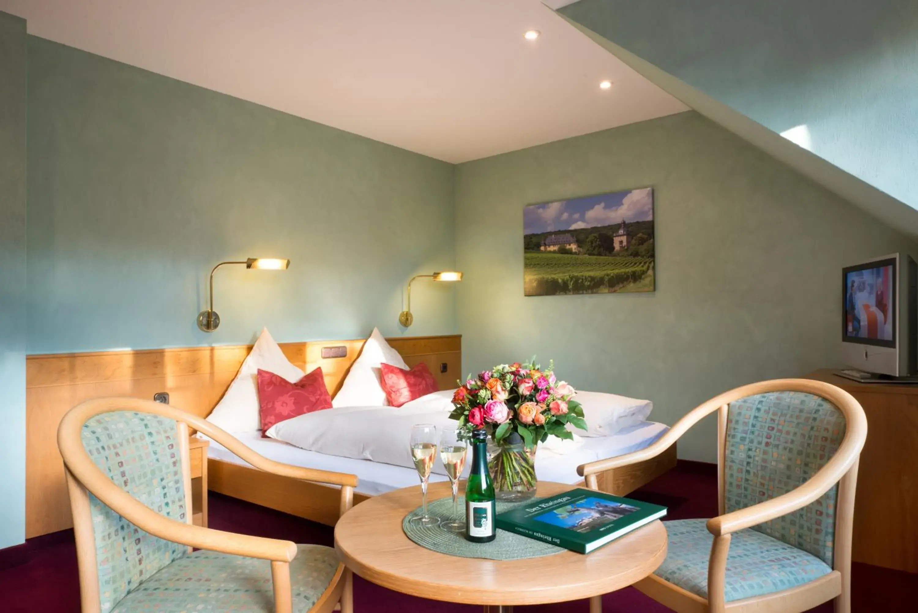 Double Room - single occupancy in Weinhotel OFFENSTEIN ERBEN Double Room - single occupancy in Weinhotel OFFENSTEIN ERBEN