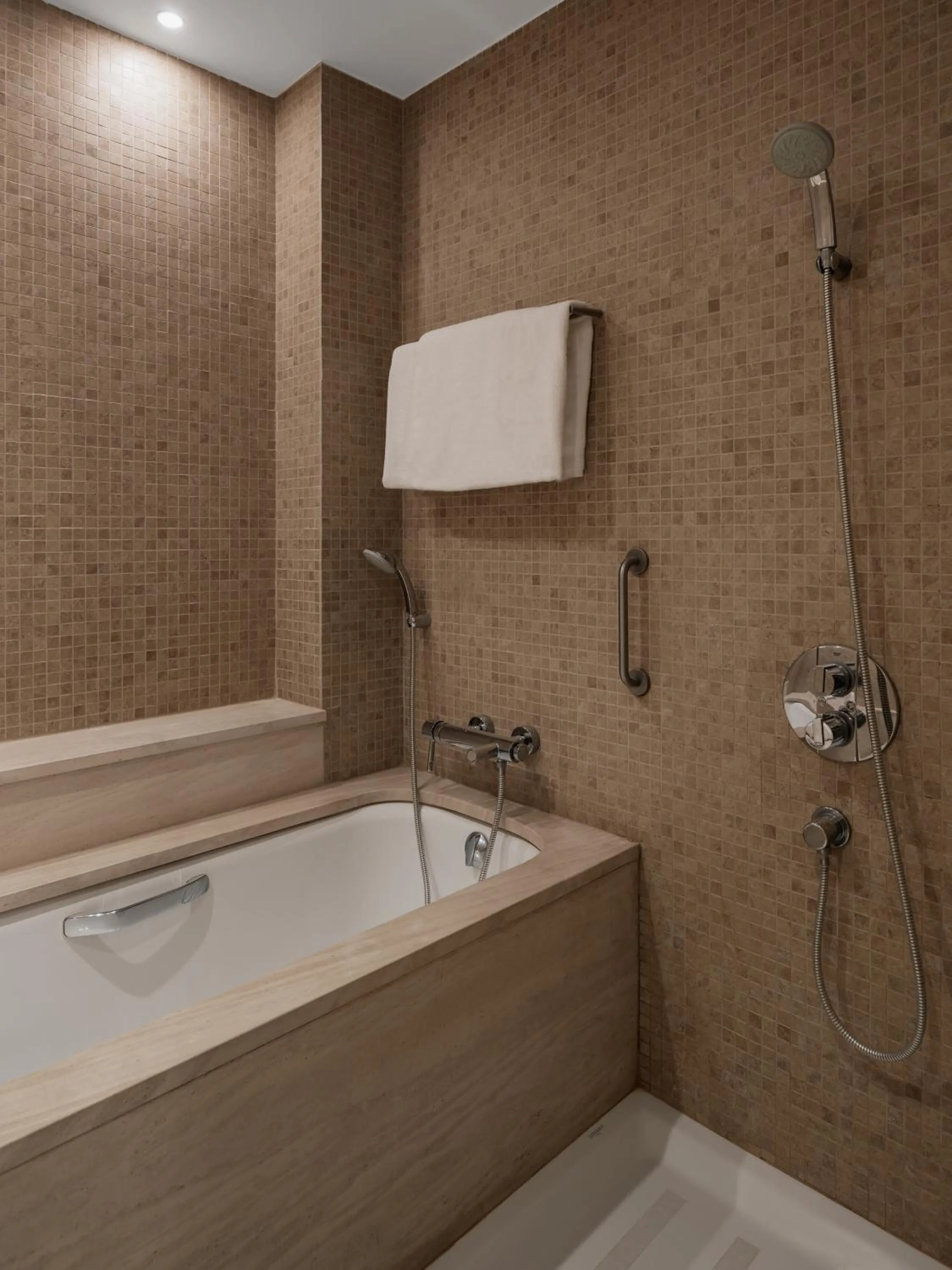 Doubletree By Hilton La Torre Golf Resort