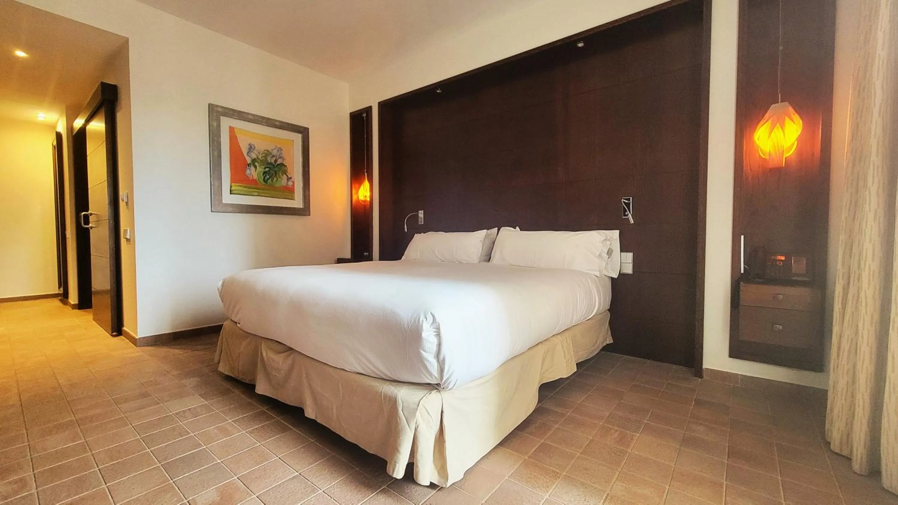 Bed in Doubletree By Hilton La Torre Golf Resort