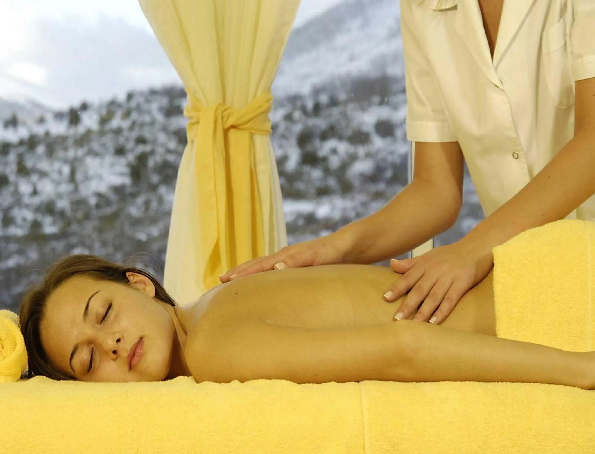 Spa and wellness centre/facilities in Village Catedral Hotel & Spa