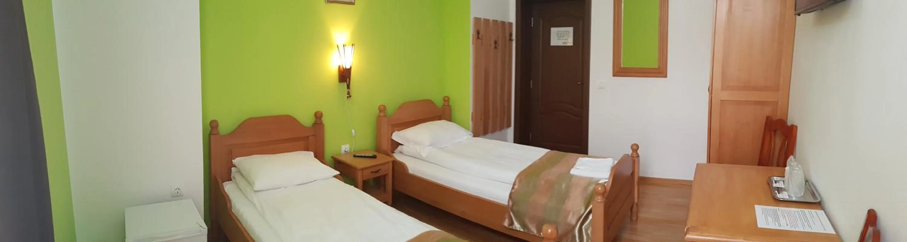 Photo of the whole room, Bed in Pensiunea Muresul