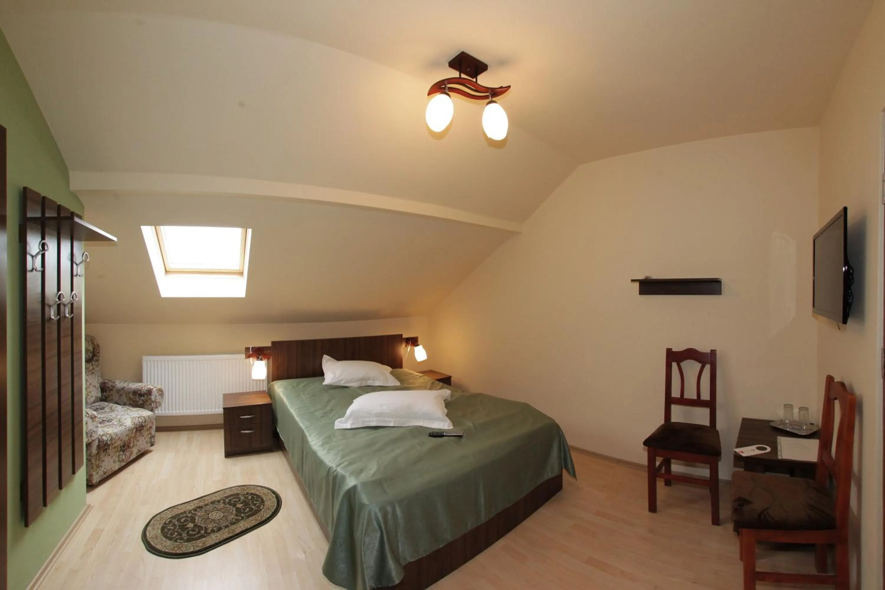 Day, Bed in Pensiunea Muresul