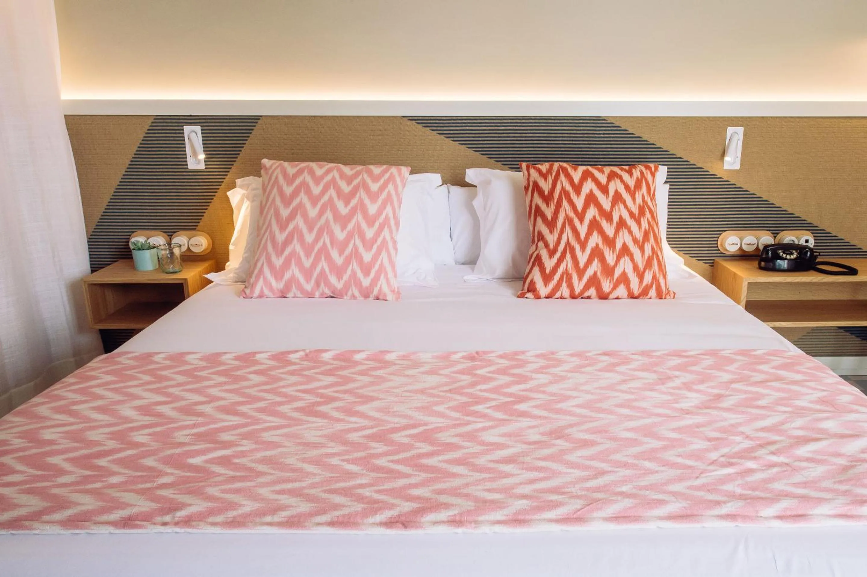 Bed in Inturotel Cala Esmeralda Beach Hotel & Spa - Adults Only
