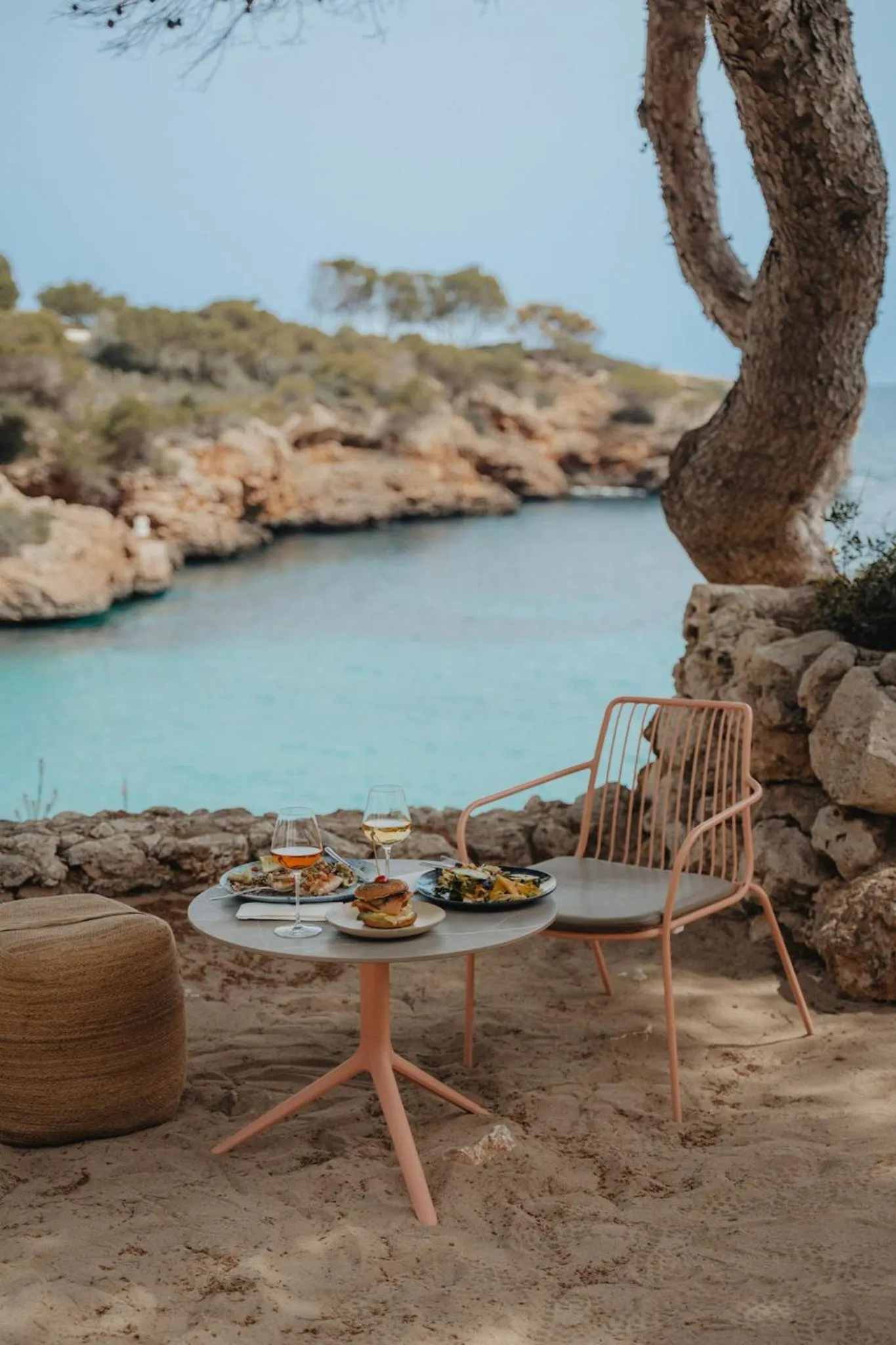 Lounge or bar in Inturotel Cala Esmeralda Beach Hotel & Spa - Adults Only