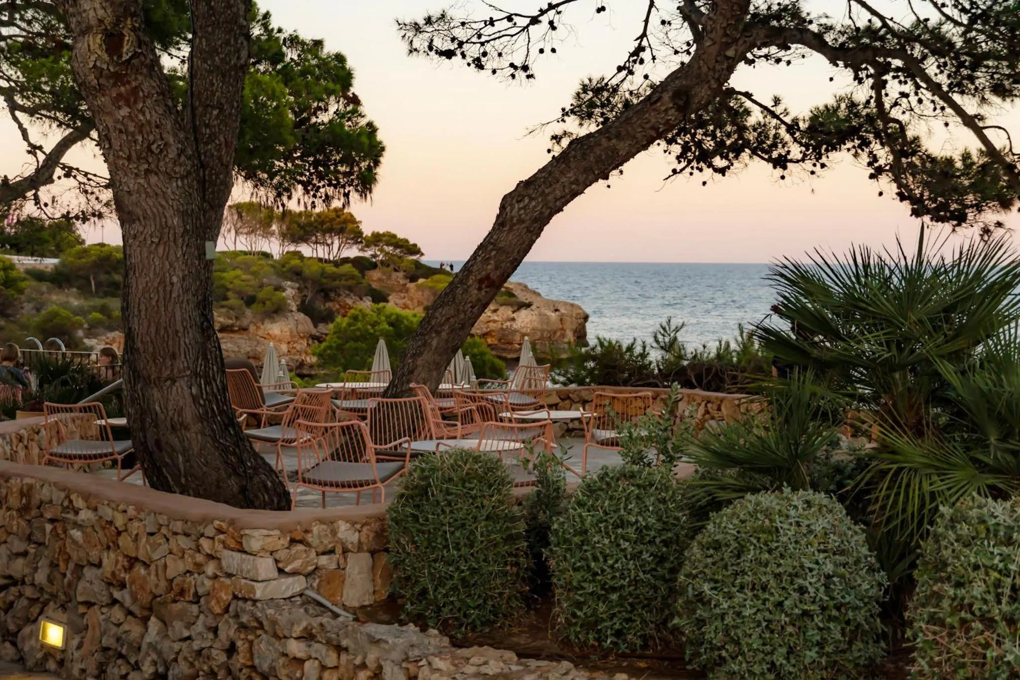 Food and drinks in Inturotel Cala Esmeralda Beach Hotel & Spa - Adults Only