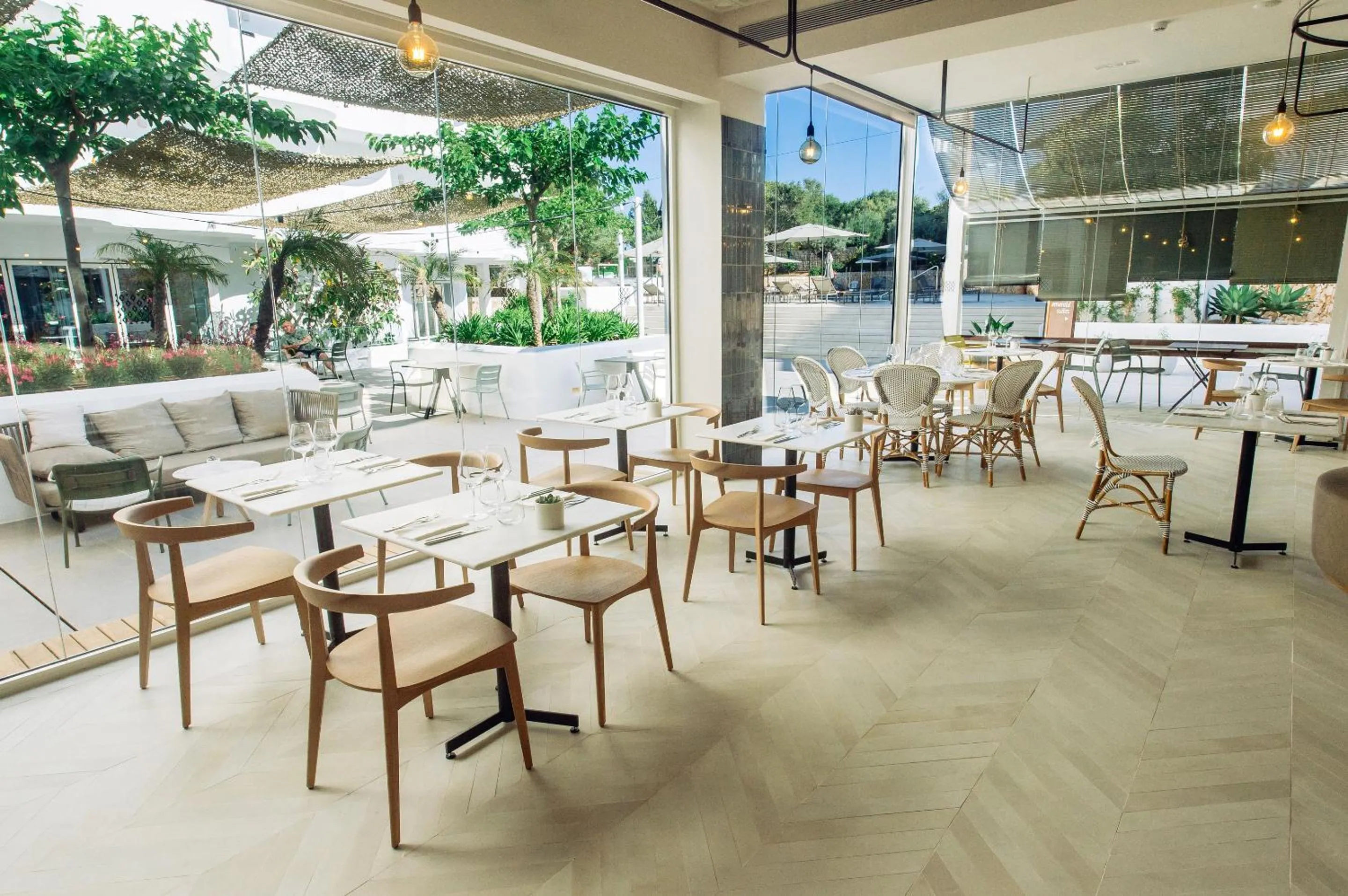 Restaurant/places to eat in Inturotel Cala Esmeralda Beach Hotel & Spa - Adults Only