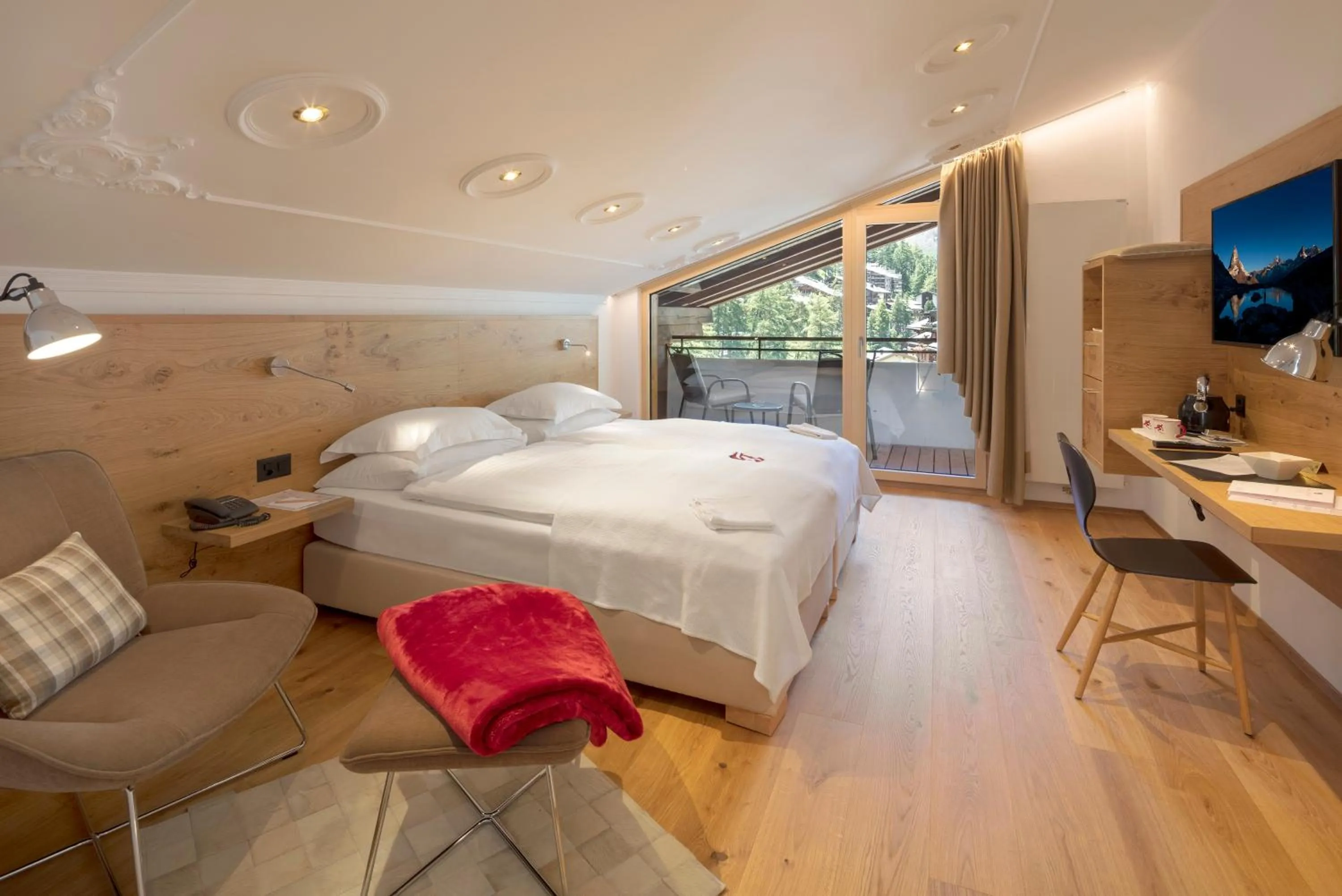 Bedroom, Bed in Swiss Alpine Hotel Allalin