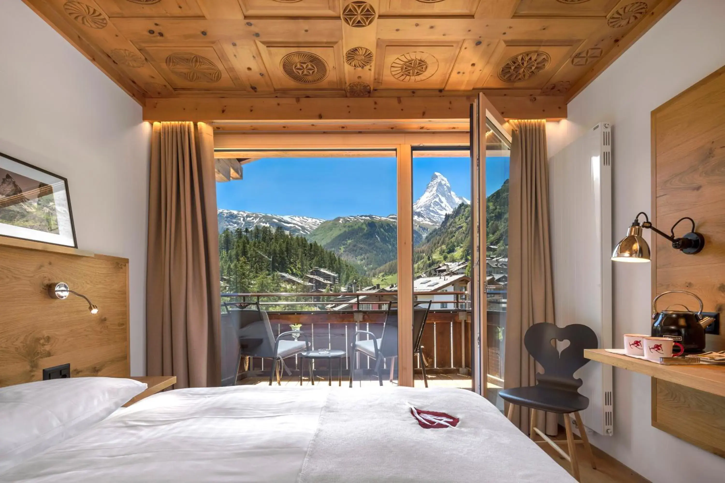 Deluxe Double Room with Matterhorn View - single occupancy in Swiss Alpine Hotel Allalin Deluxe Double Room with Matterhorn View - single occupancy in Swiss Alpine Hotel Allalin