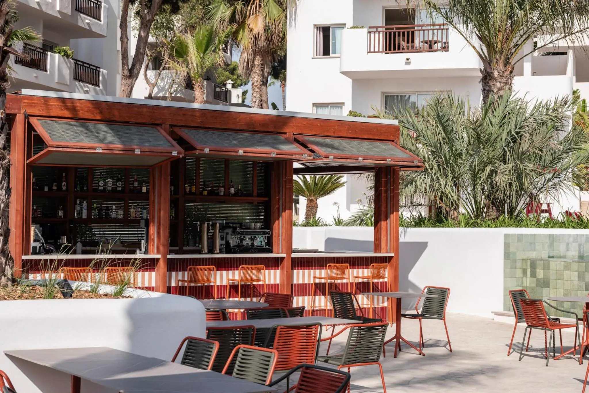 Restaurant/places to eat in Inturotel Esmeralda Park