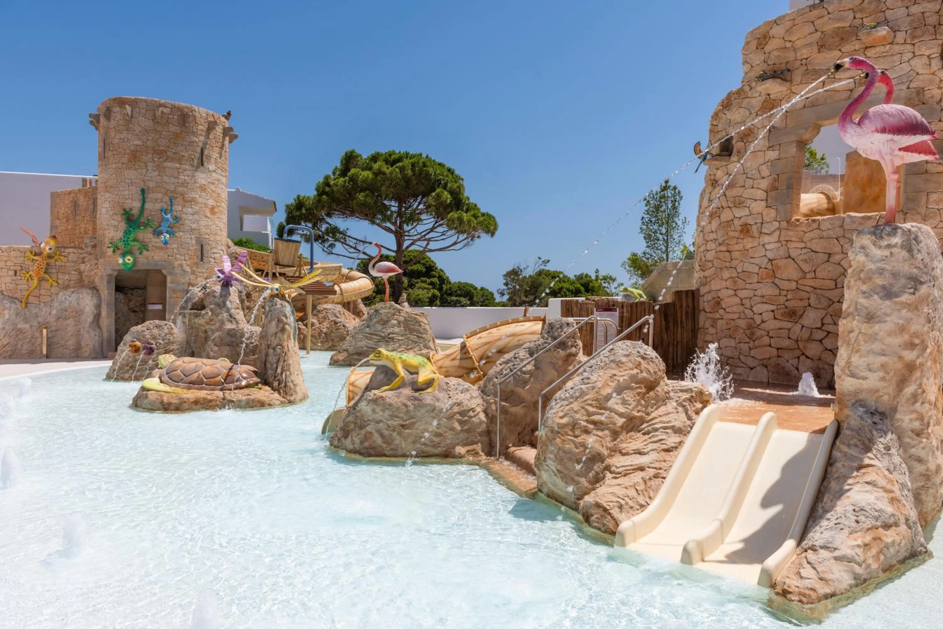 Aqua park in Inturotel Esmeralda Park