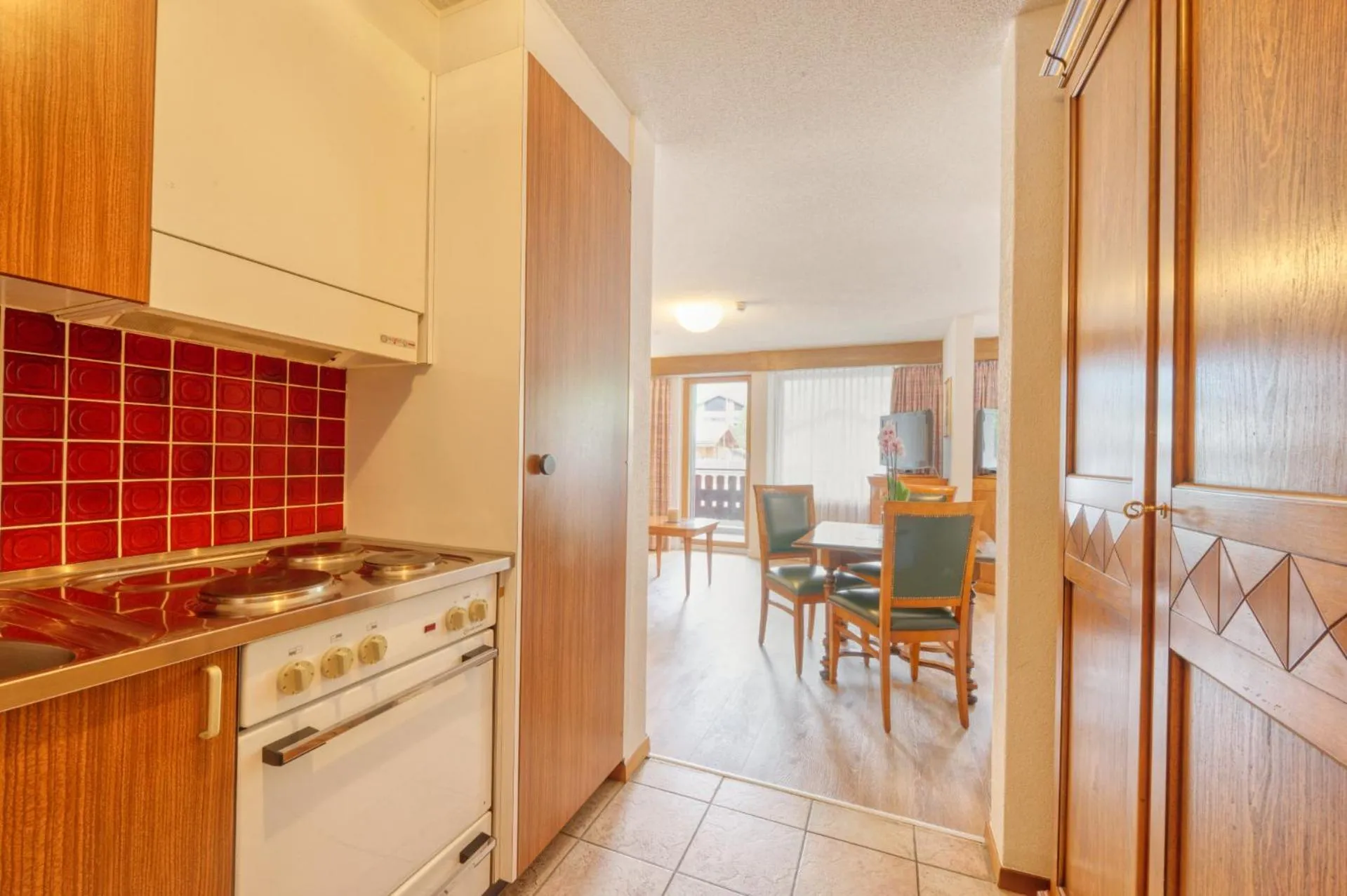 Kitchen or kitchenette in Arca Aparthotel & Spa