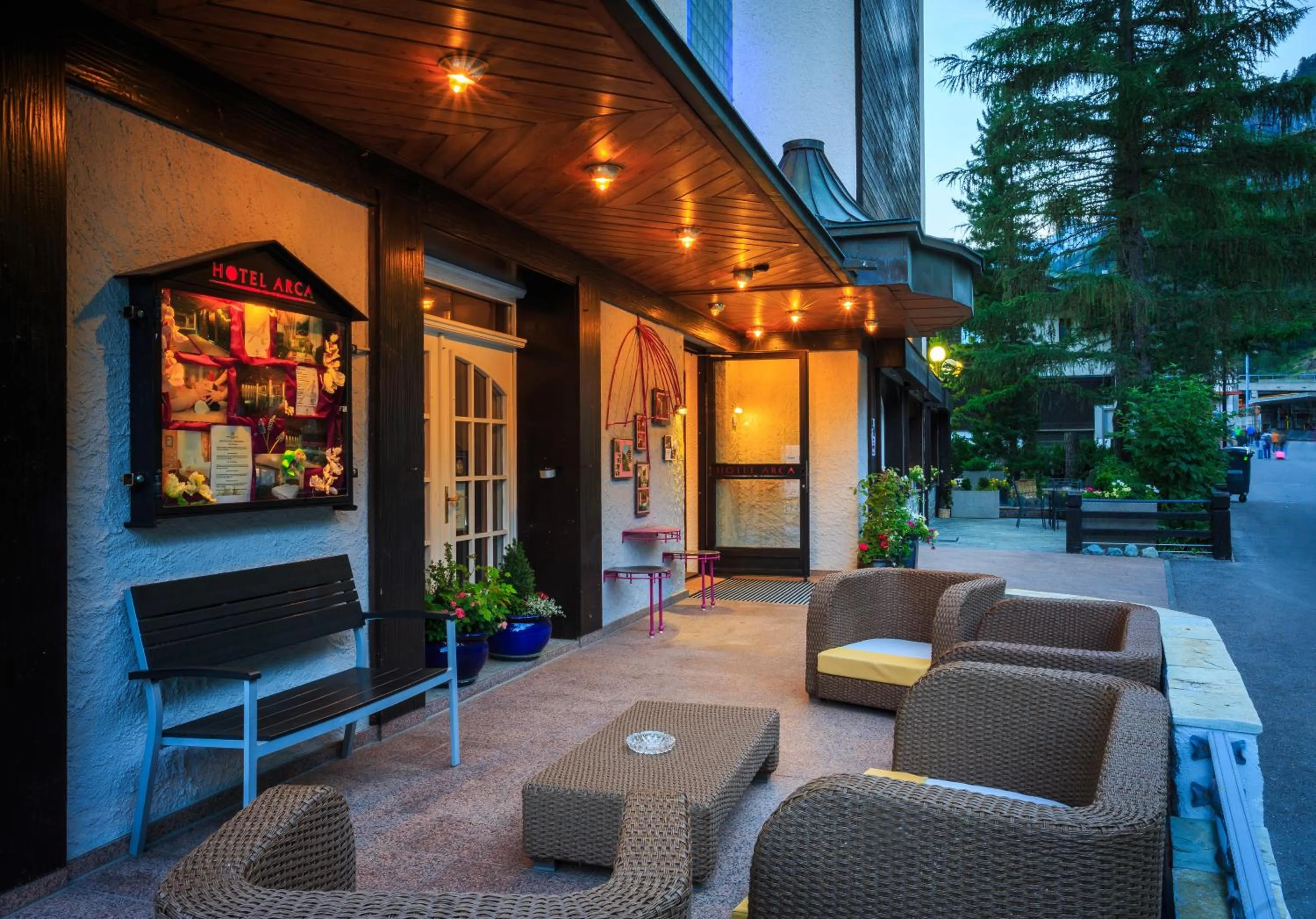 Facade/entrance in Arca Aparthotel & Spa