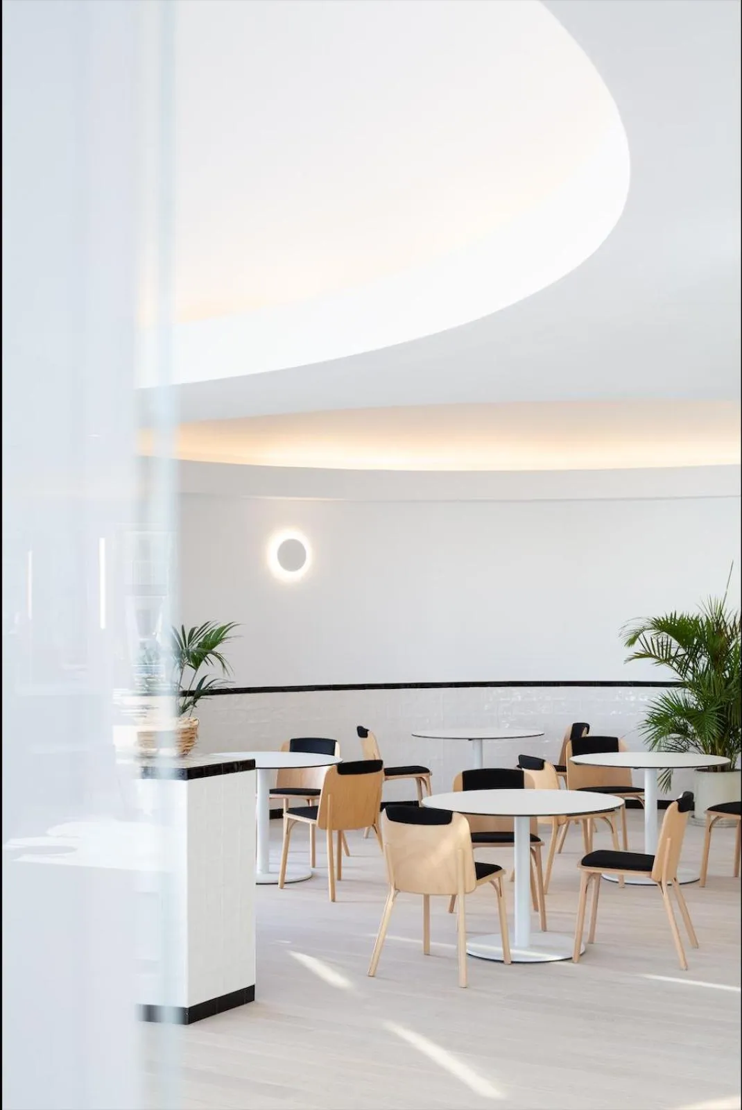 Dining area in Barcarola Club