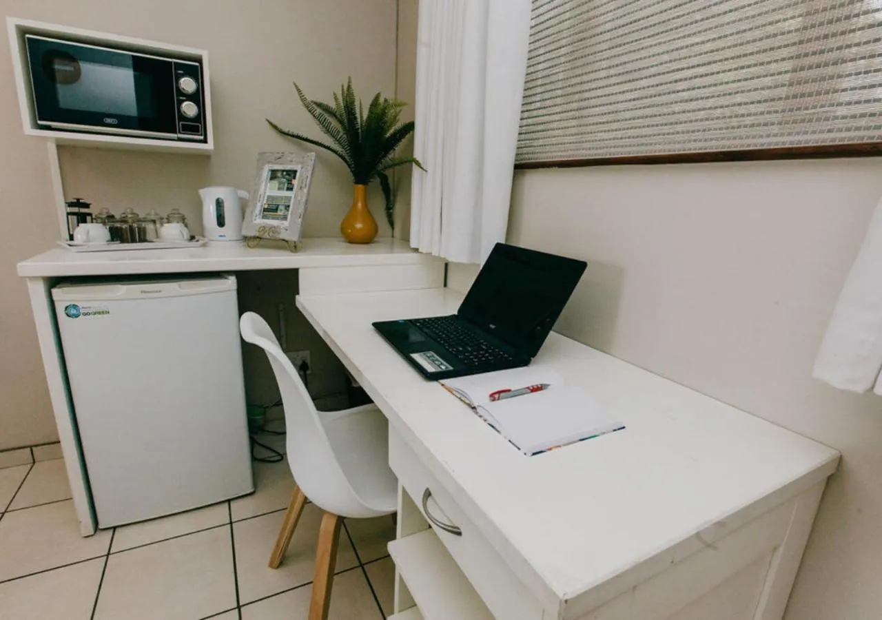 Coffee/tea facilities in Sylvern Bed and Breakfast