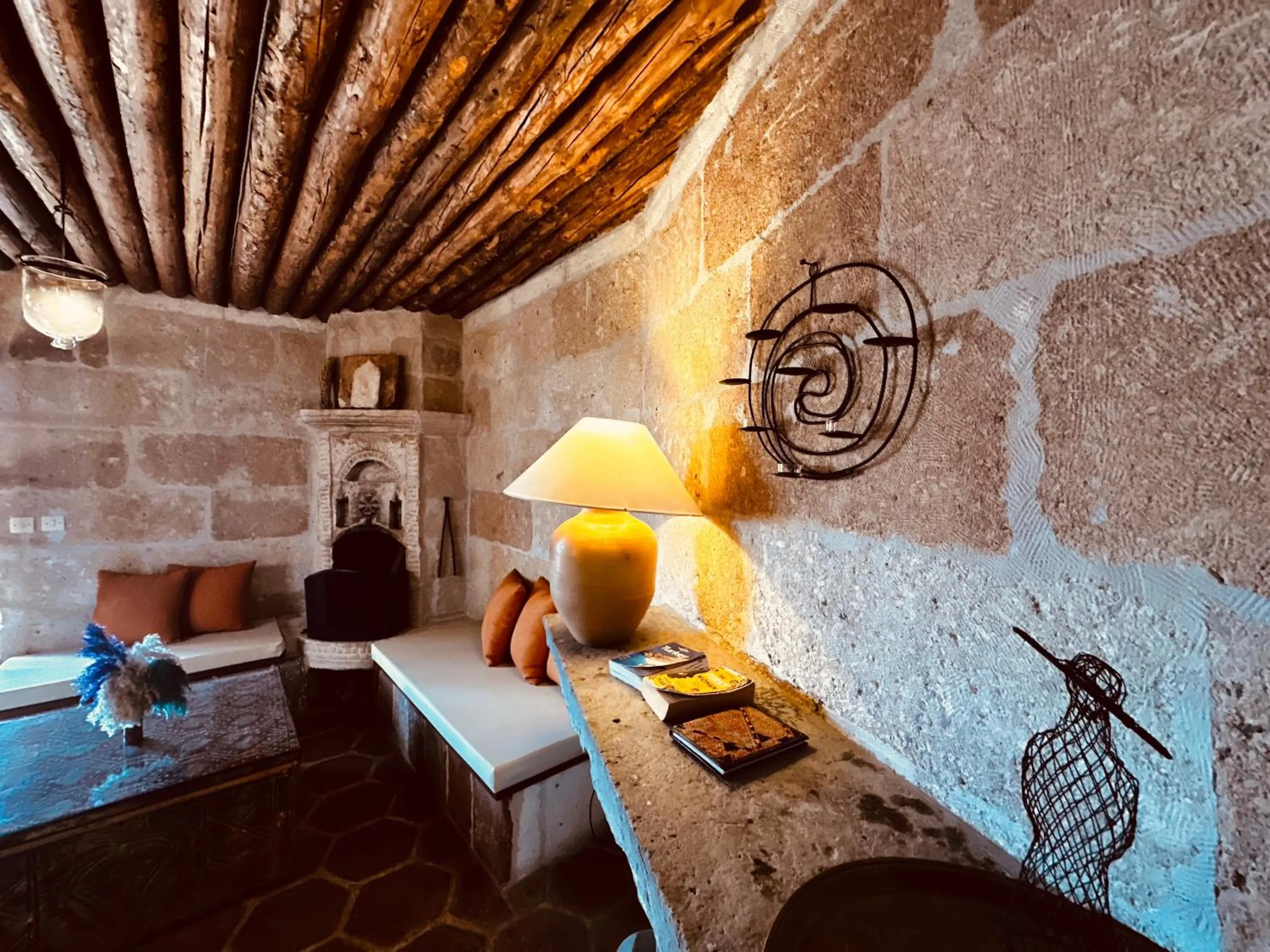 Living room, Bed in Les Maisons De Cappadoce